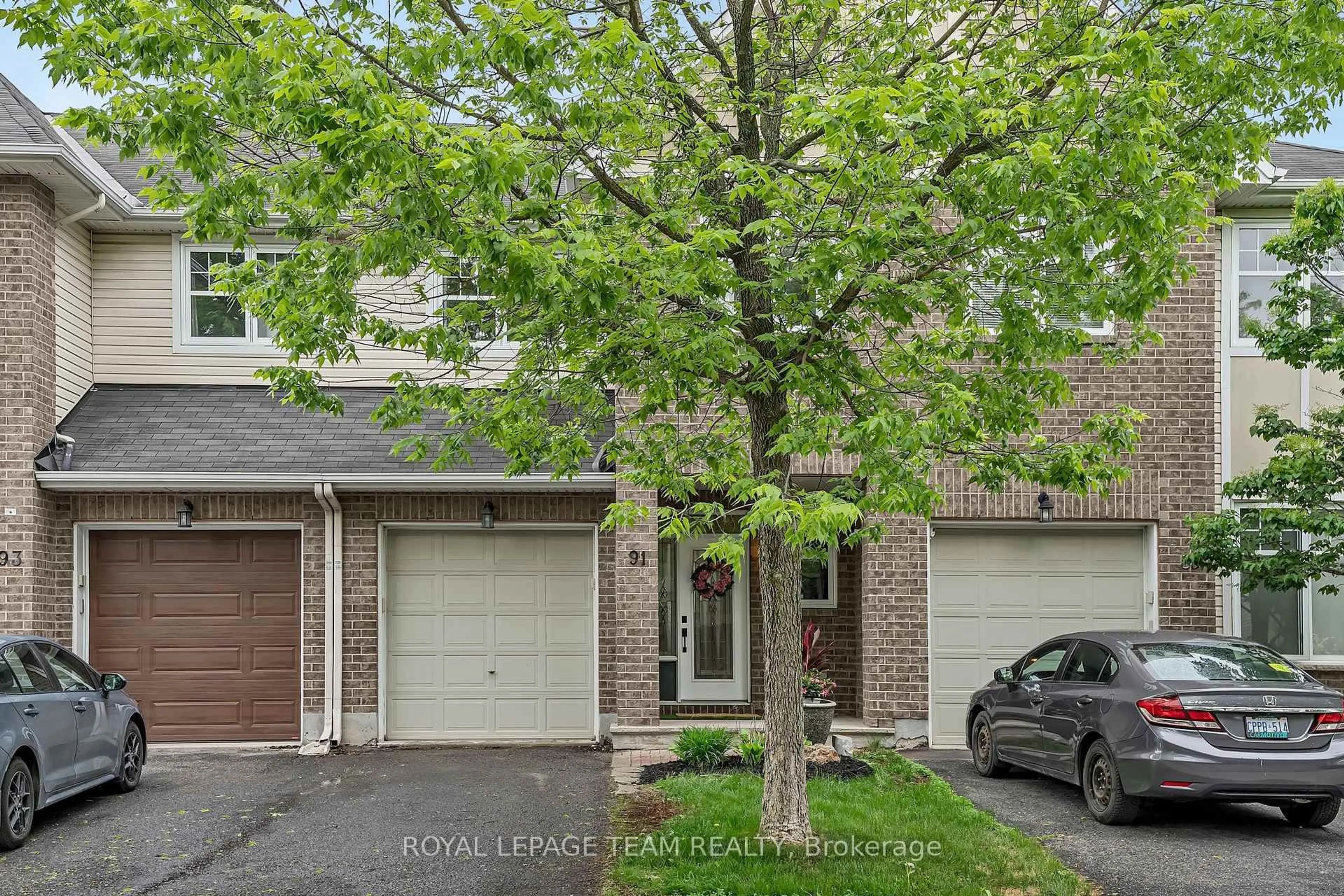 Unknown for 91 Whetstone Cres, Ottawa Ontario K2G 7C4