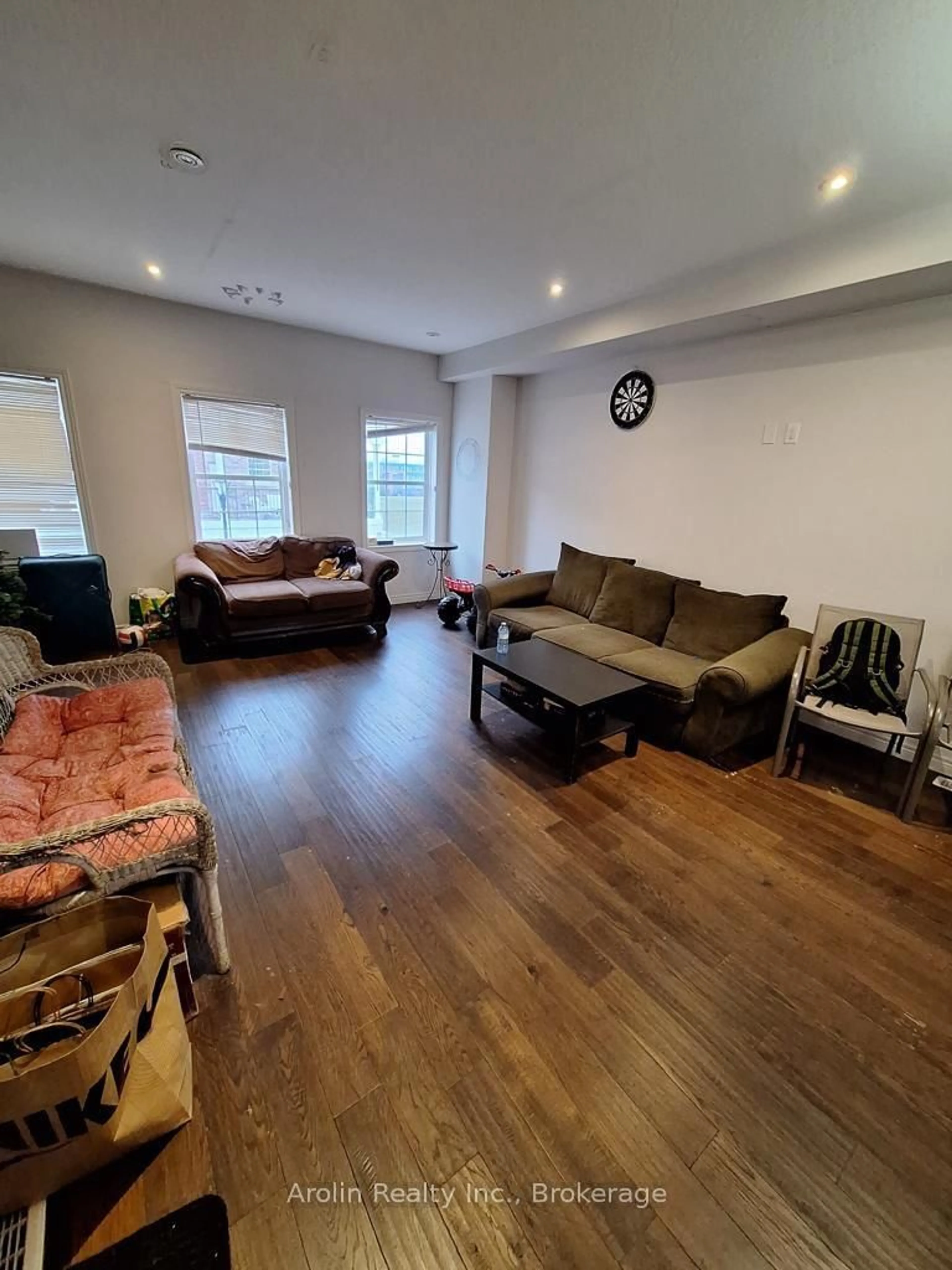 Living room with furniture, unknown for 5 Oxfordshire Lane, Kitchener Ontario N2H 0B4