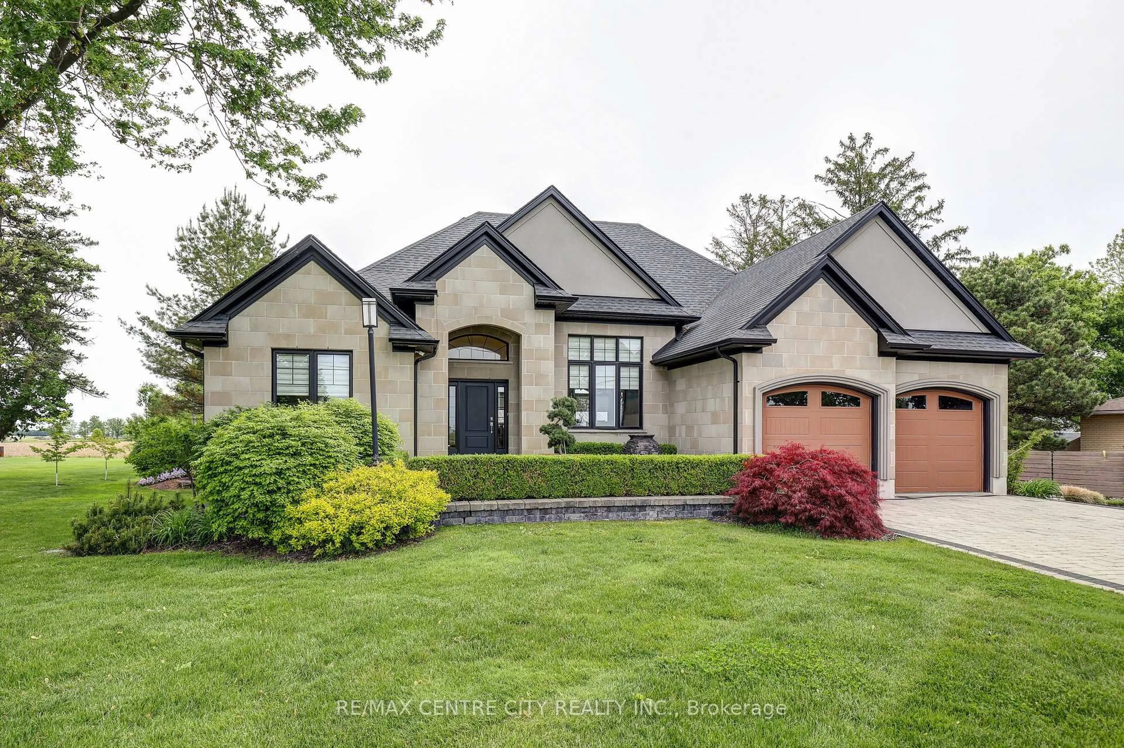 Home with brick exterior material, unknown for 11630 Imperial Road, Highway, Malahide Ontario N5H 2R3
