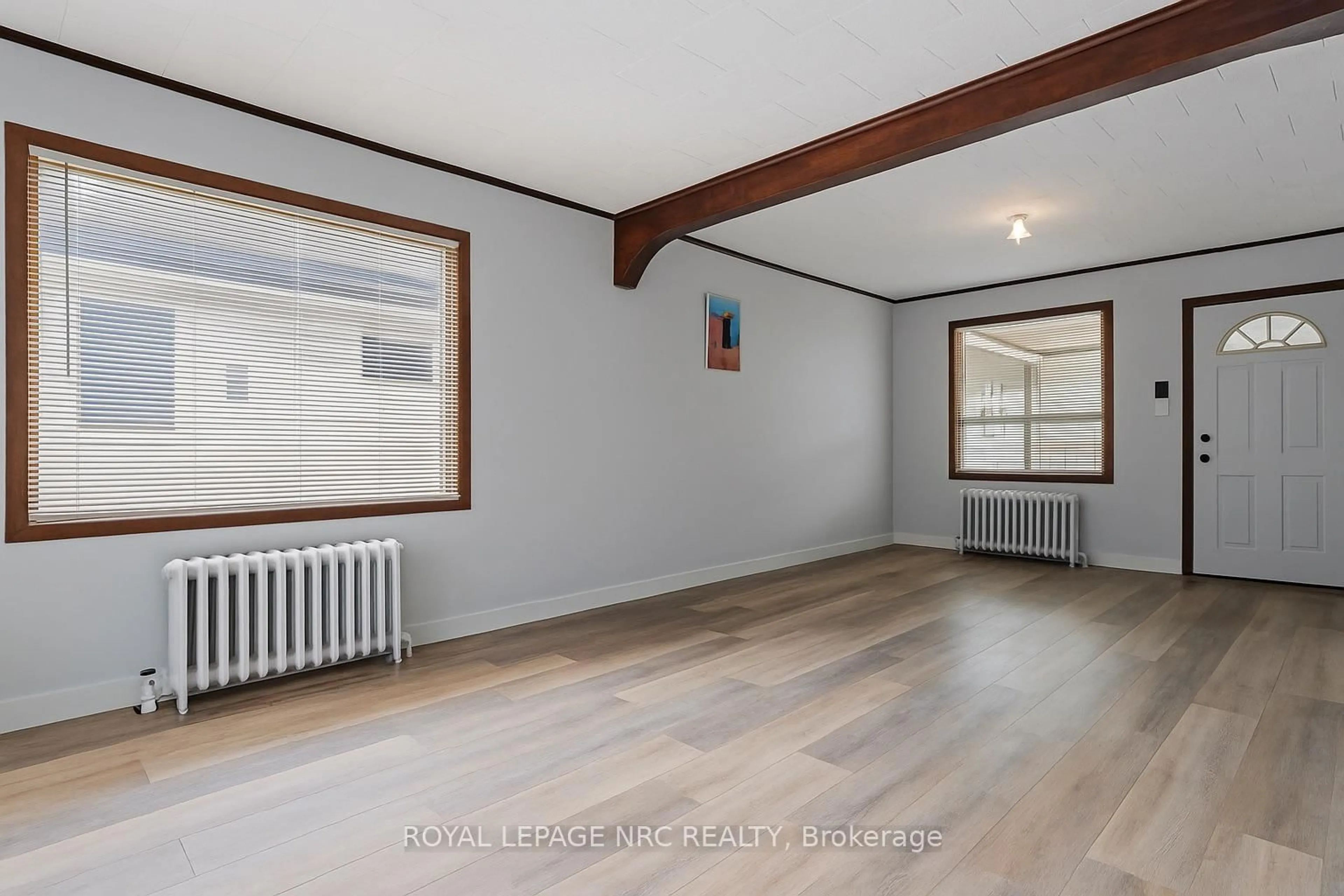 A pic of a room for 87 Mitchell St, Port Colborne Ontario L3K 1X6