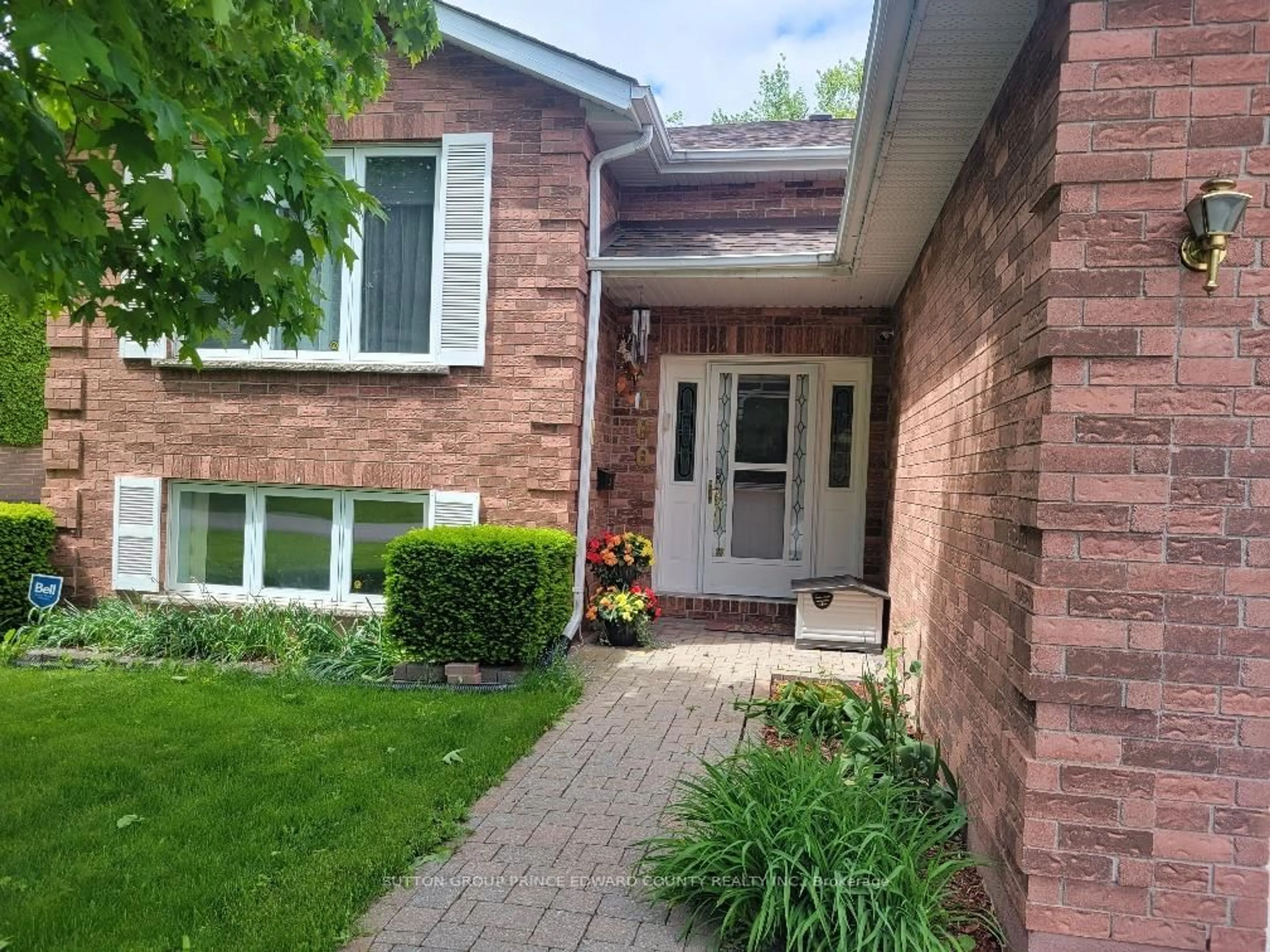Home with brick exterior material, street for 100 Selena Ave, Belleville Ontario K8P 4C4