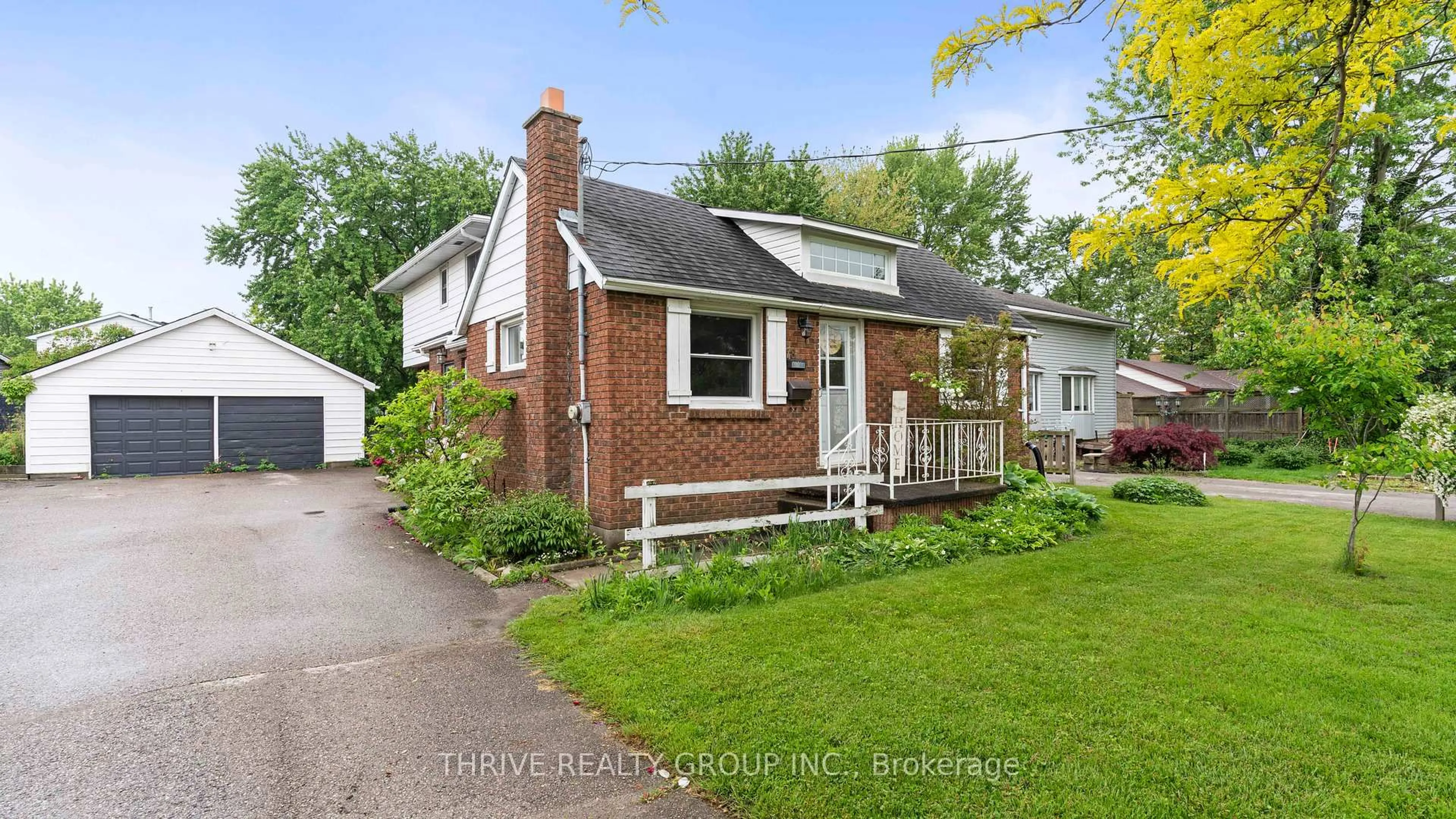 Home with brick exterior material, street for 78 Sinclair Ave, St. Thomas Ontario N5R 3A8