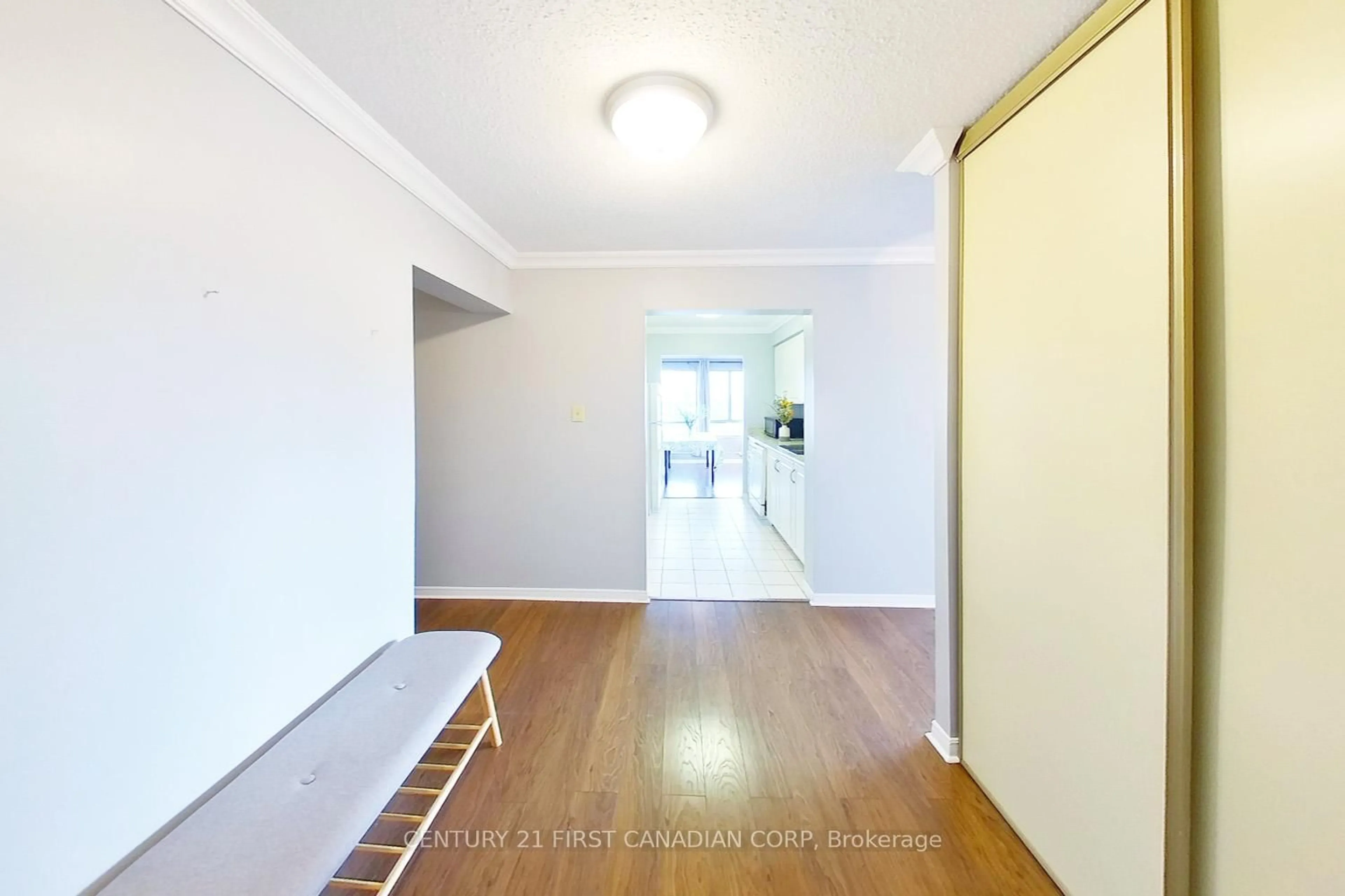 Indoor foyer for 570 PROUDFOOT Lane #1003, London North Ontario N6H 4Z1