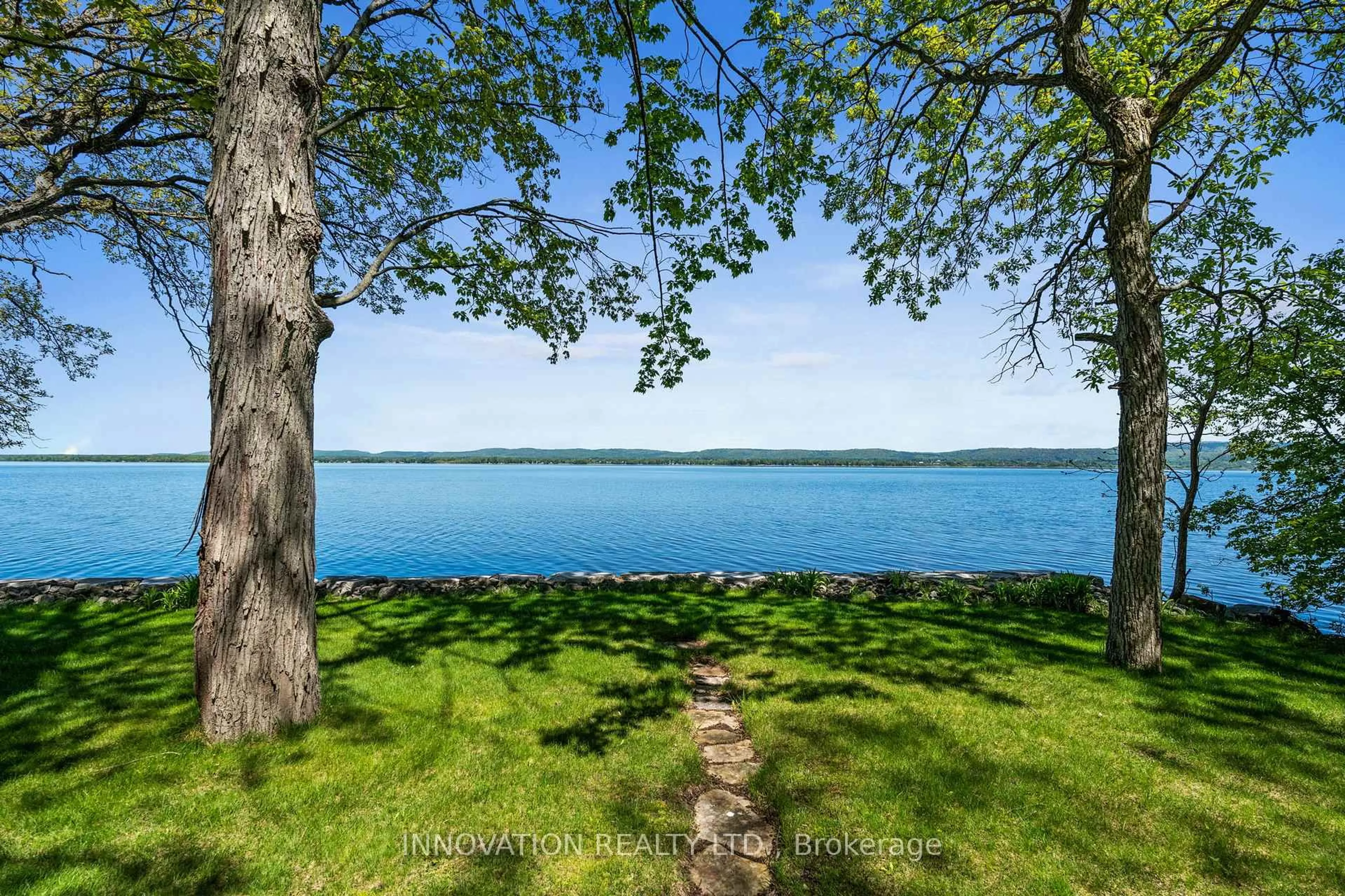 A pic from outside/outdoor area/front of a property/back of a property/a pic from drone, water/lake/river/ocean view for 852 Bayview Dr, Ottawa Ontario K0A 3M0