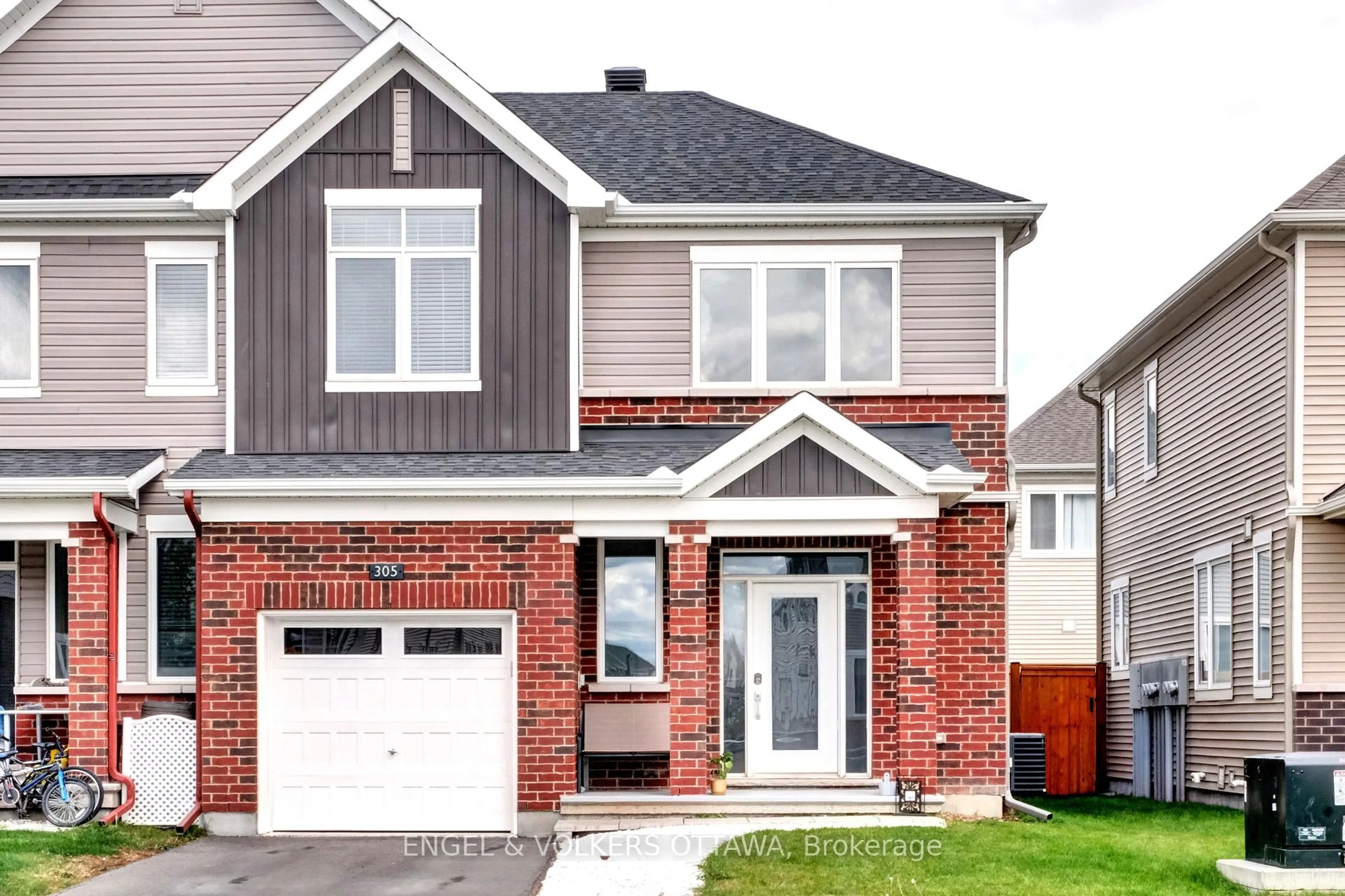 Home with brick exterior material, street for 305 Lamarche Ave, Ottawa Ontario K1C 1T1