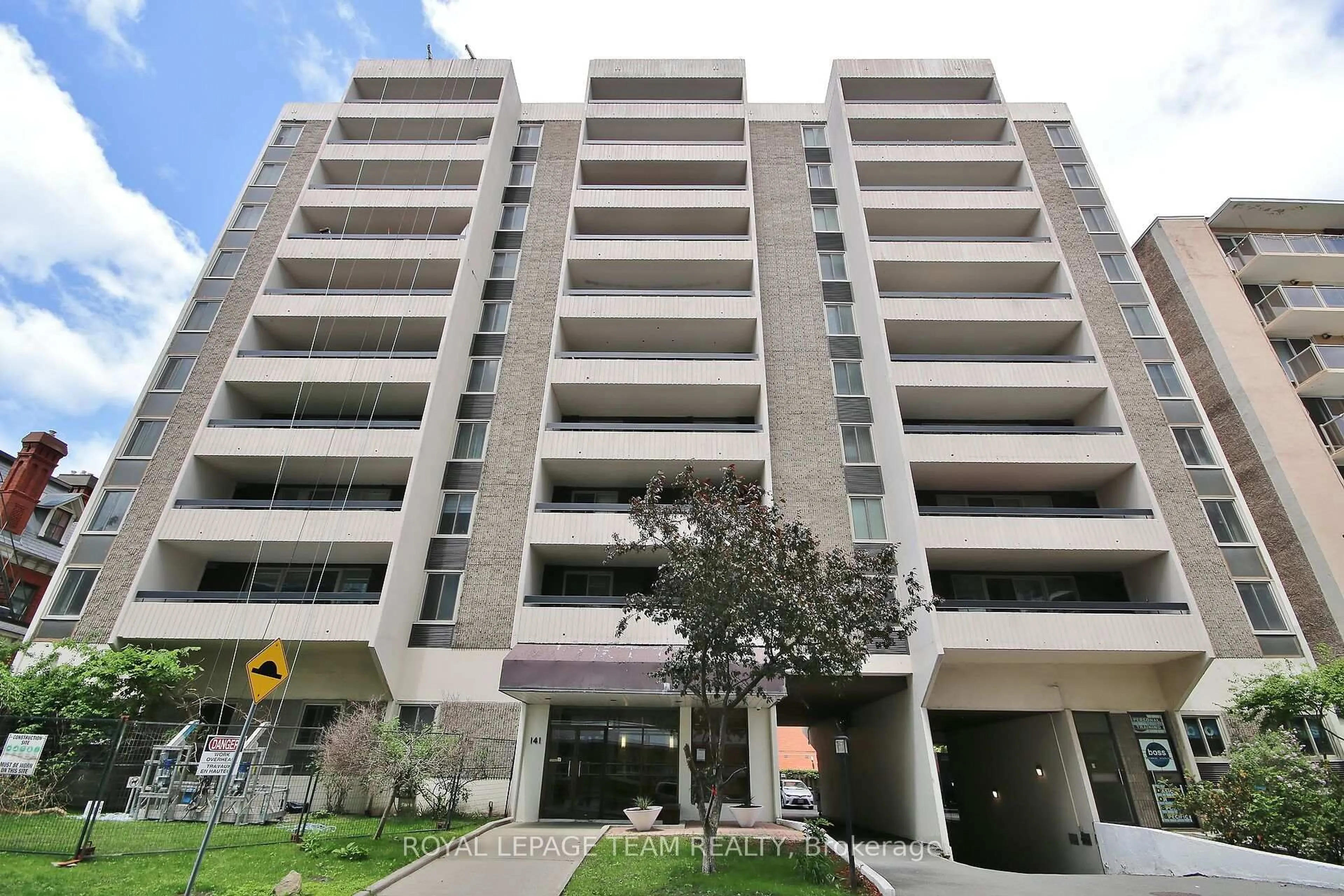 Unknown for 141 Somerset St #701, Ottawa Ontario K2P 2H1