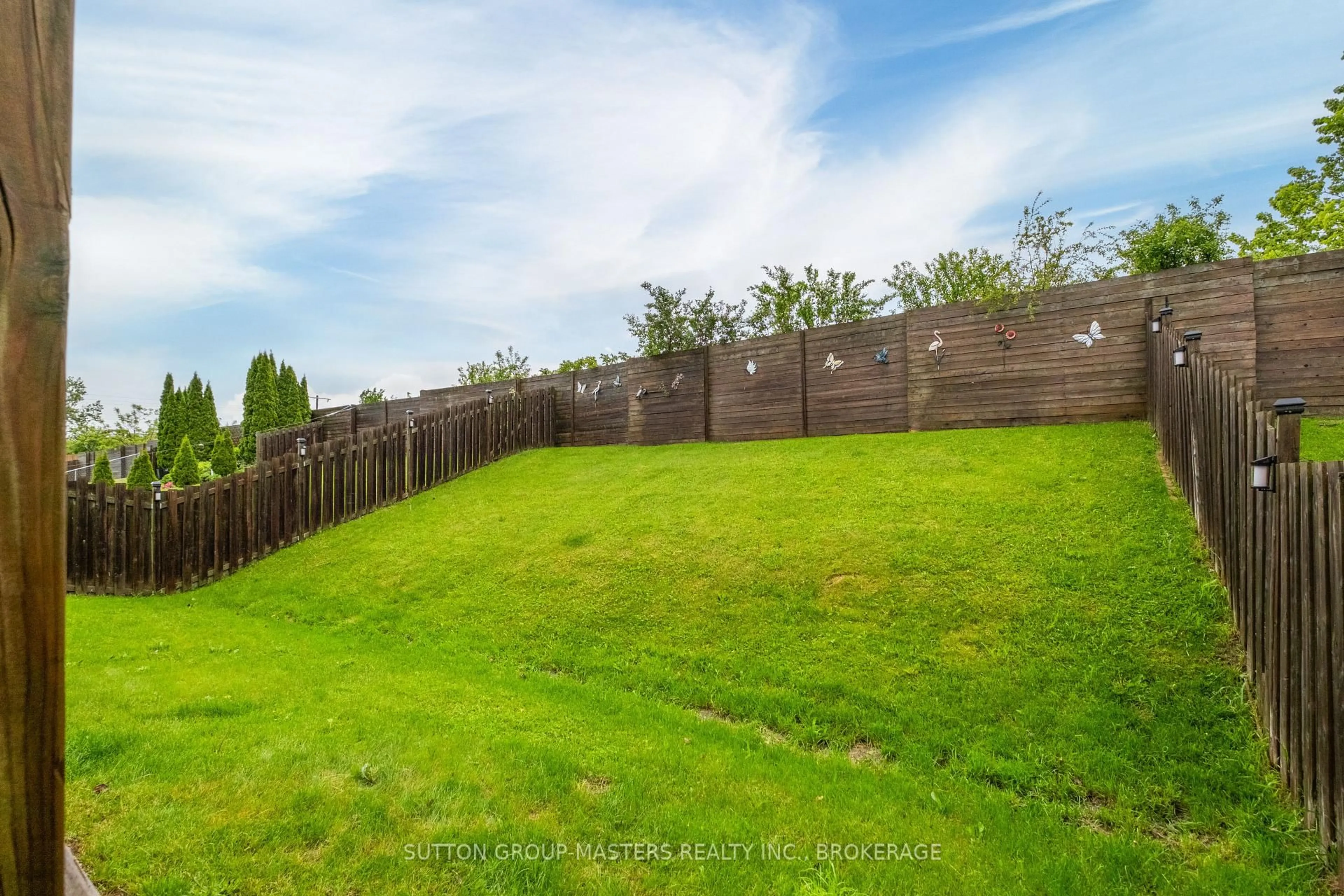 A pic from outside/outdoor area/front of a property/back of a property/a pic from drone, water/lake/river/ocean view for 377 BOXWOOD St, Kingston Ontario K7M 9C3