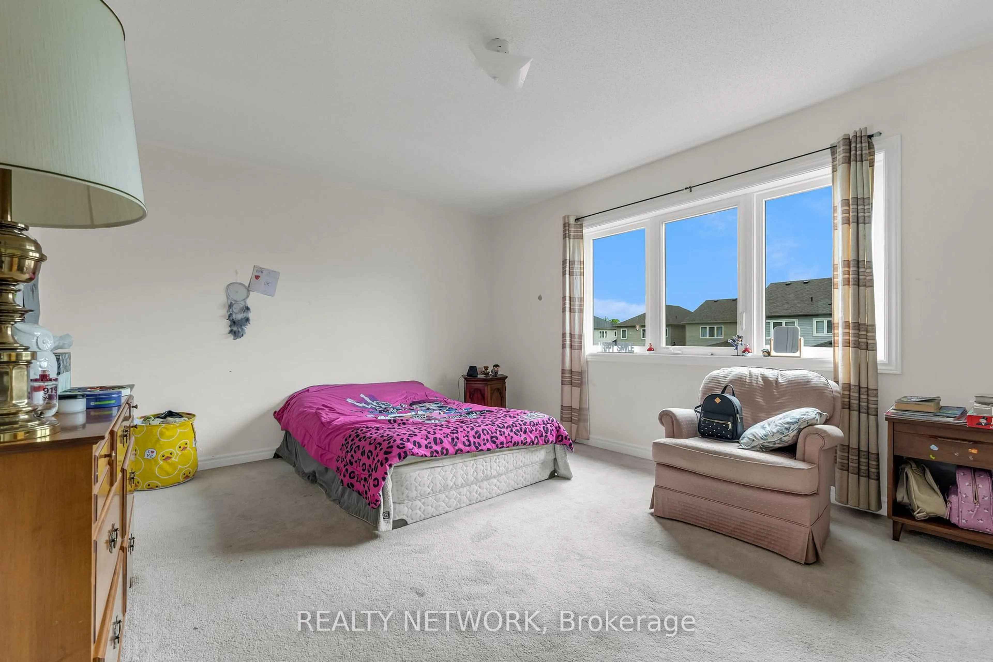 A pic of a room for 112 Tumblewood Pl, Welland Ontario L3B 0J3