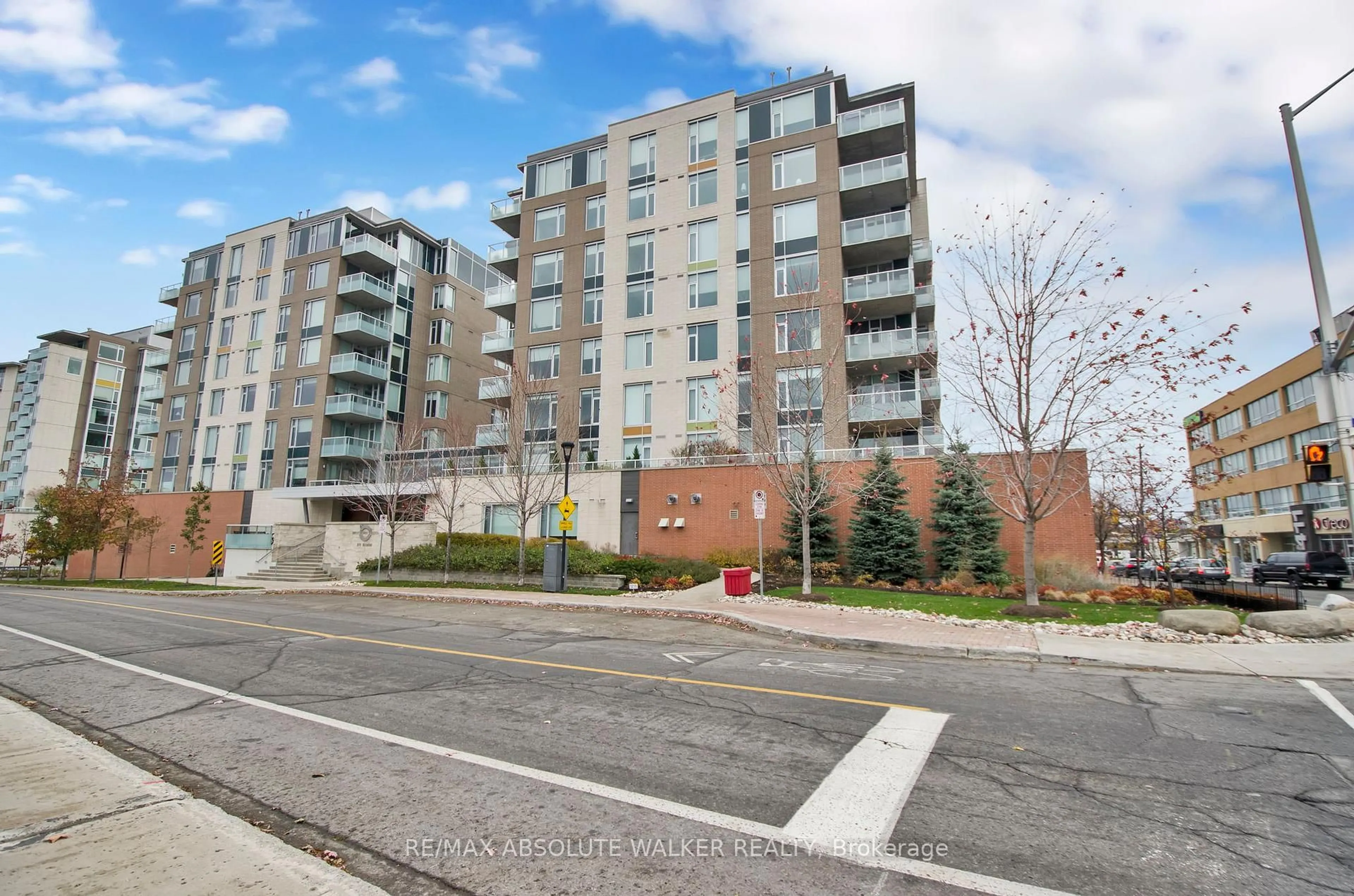 Unknown for 575 Byron Ave #214, Ottawa Ontario K2A 1R7