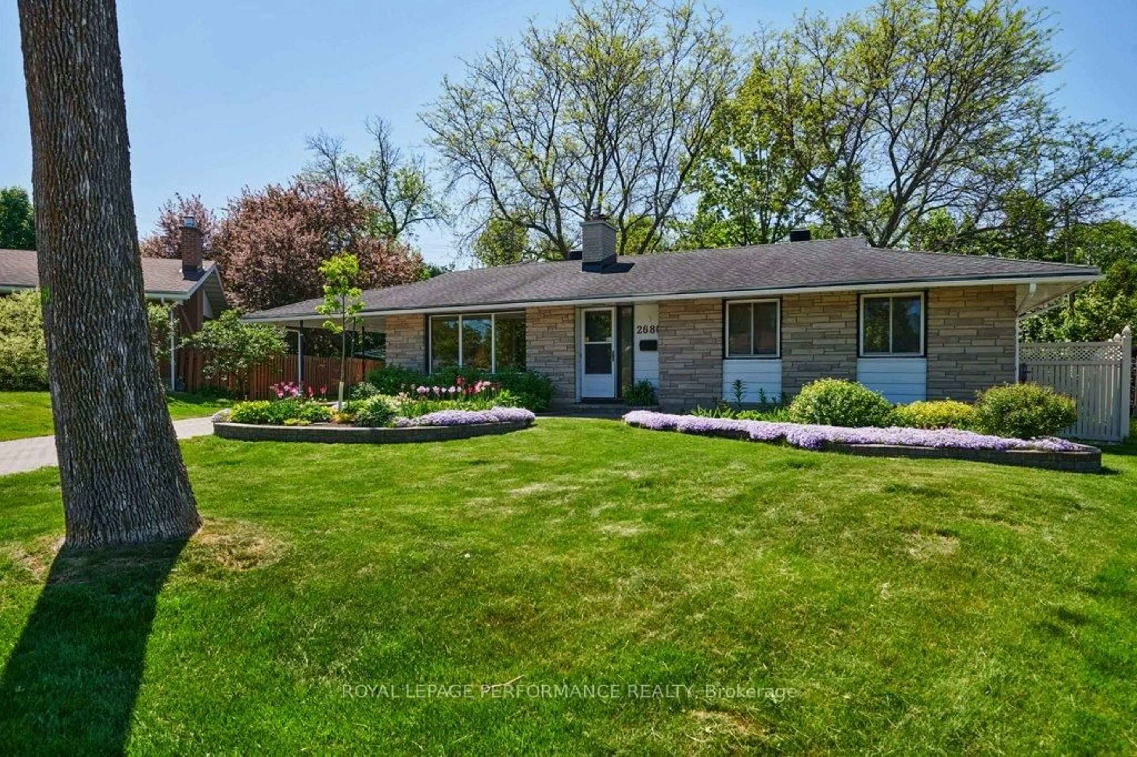 Unknown for 2686 Ulster Cres, Ottawa Ontario K1V 8J6