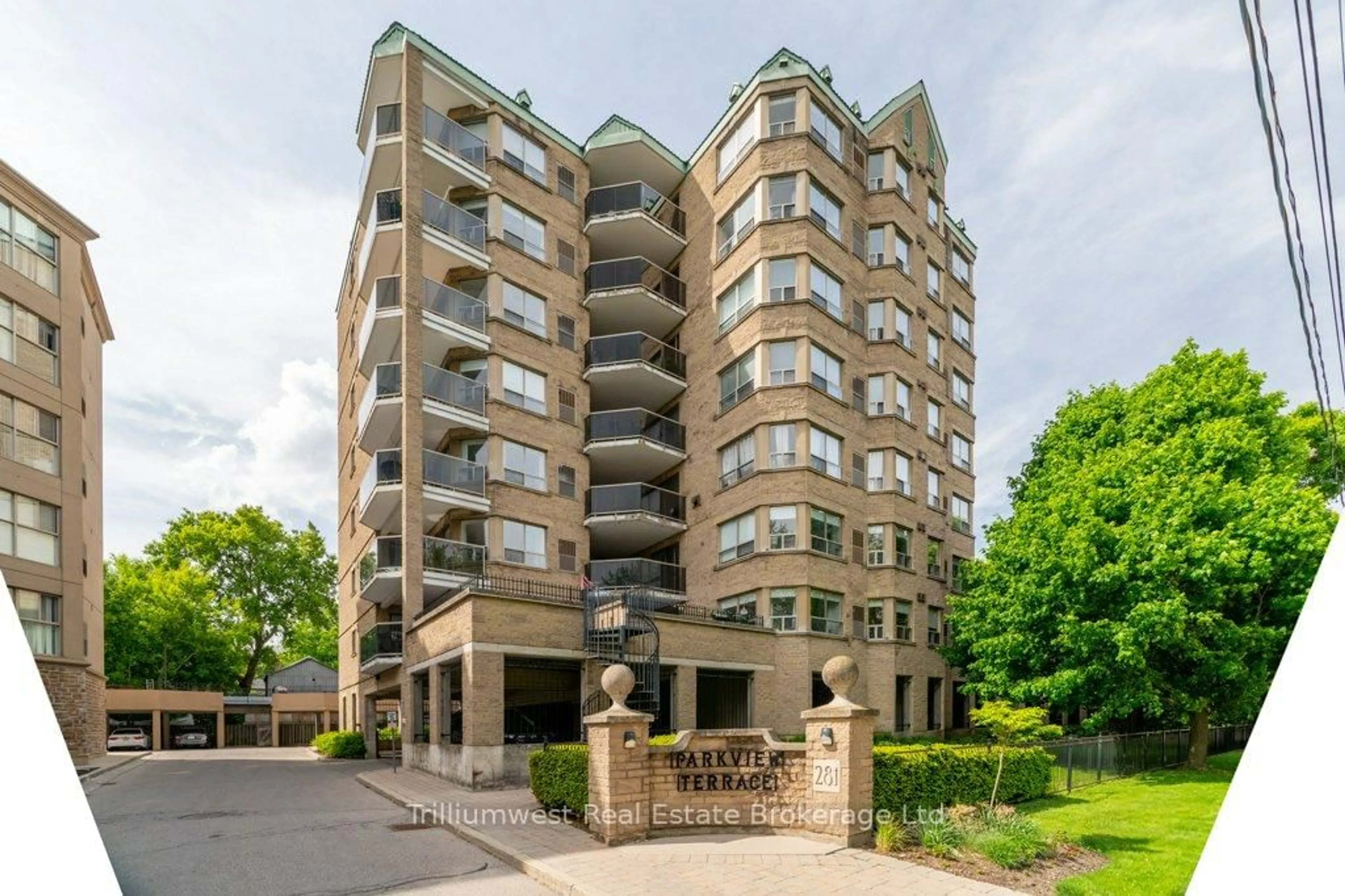 Indoor foyer for 281 Bristol St #203, Guelph Ontario N1H 8J3