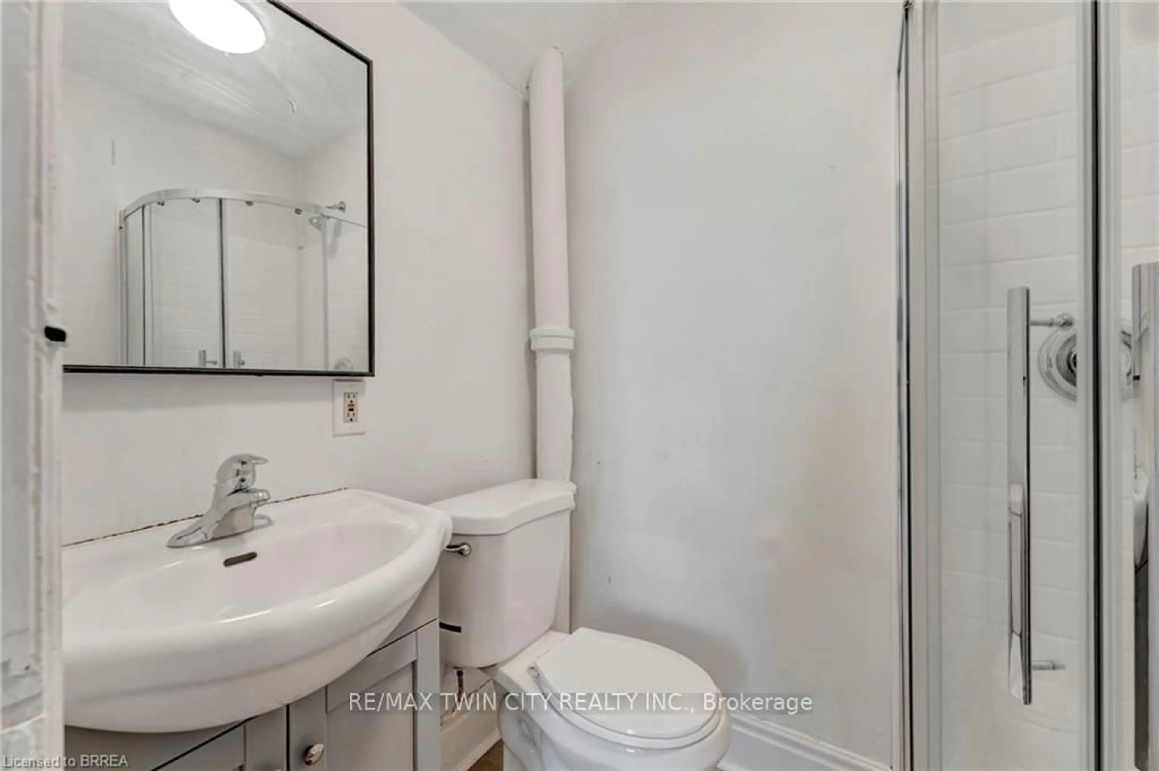 Standard bathroom, unknown for 14-20 Brubacher St, Kitchener Ontario N2H 2V9