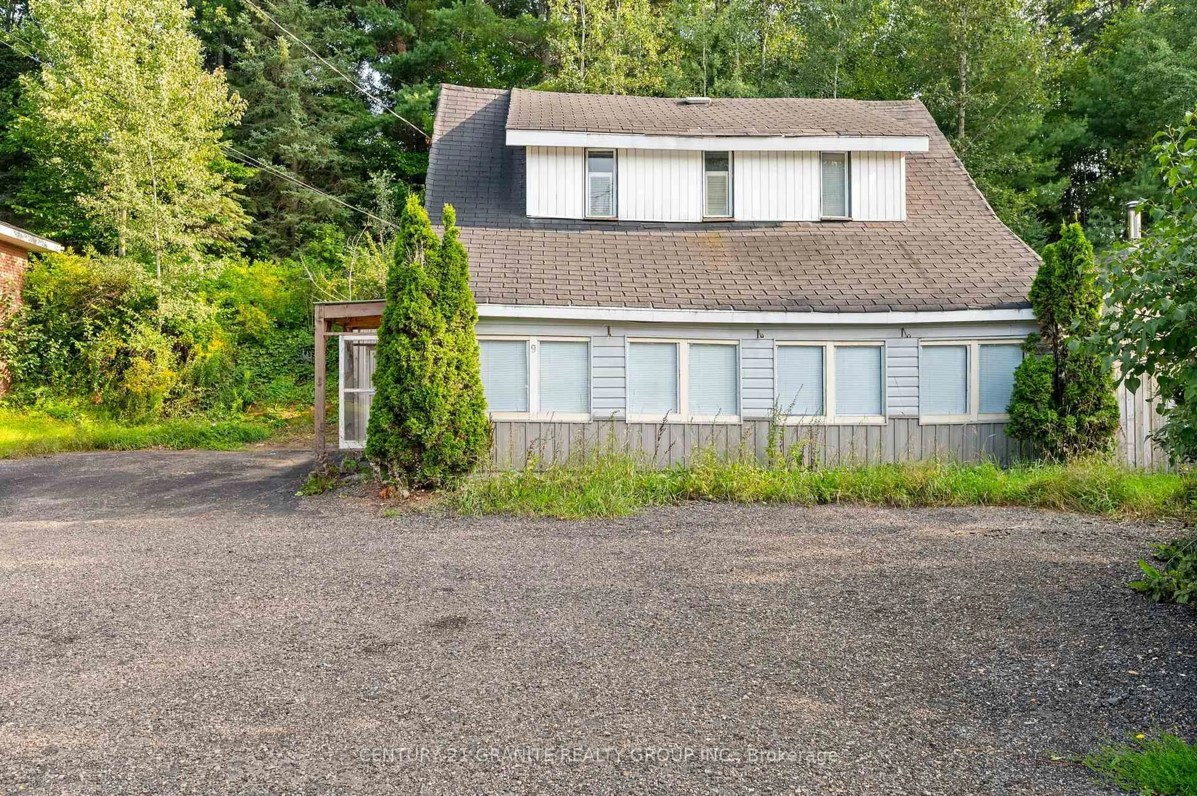 A pic from outside/outdoor area/front of a property/back of a property/a pic from drone, unknown for 9 Monck St, Bancroft Ontario K0L 1C0