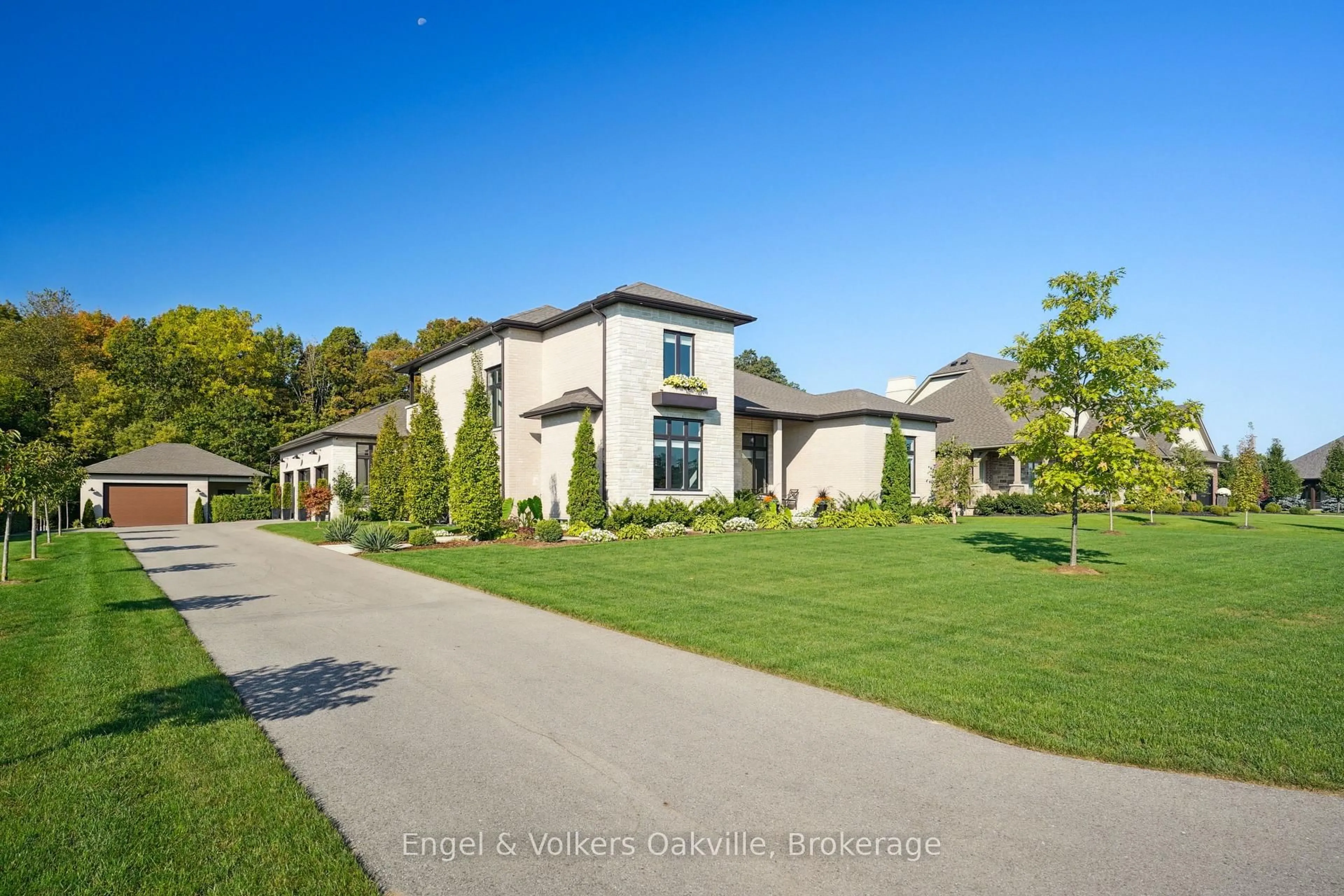 Unknown for 48 OTTERVIEW Dr, Norwich Ontario N0J 1R0
