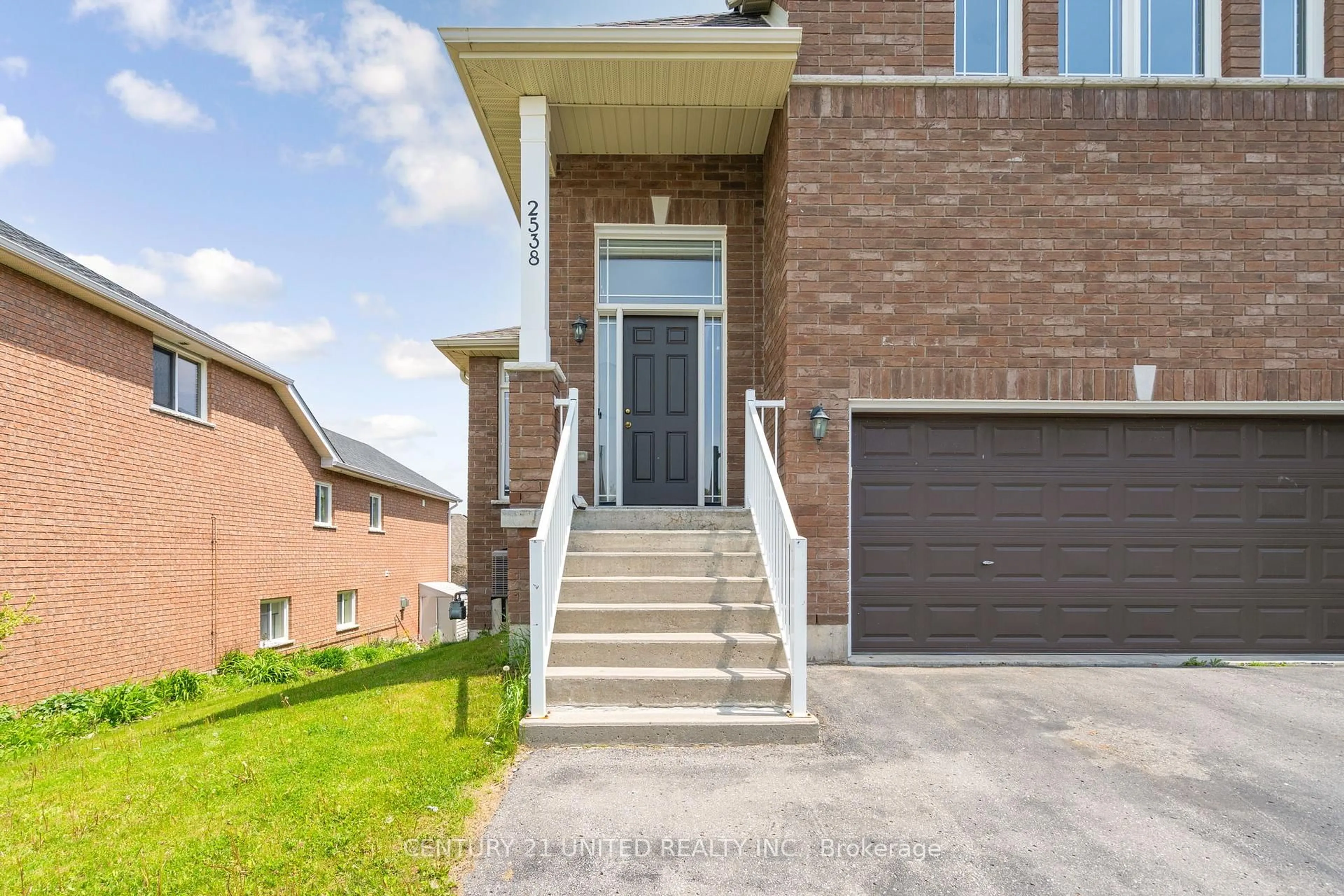 Home with brick exterior material, street for 2538 Denure Dr, Peterborough West Ontario K9K 2T1