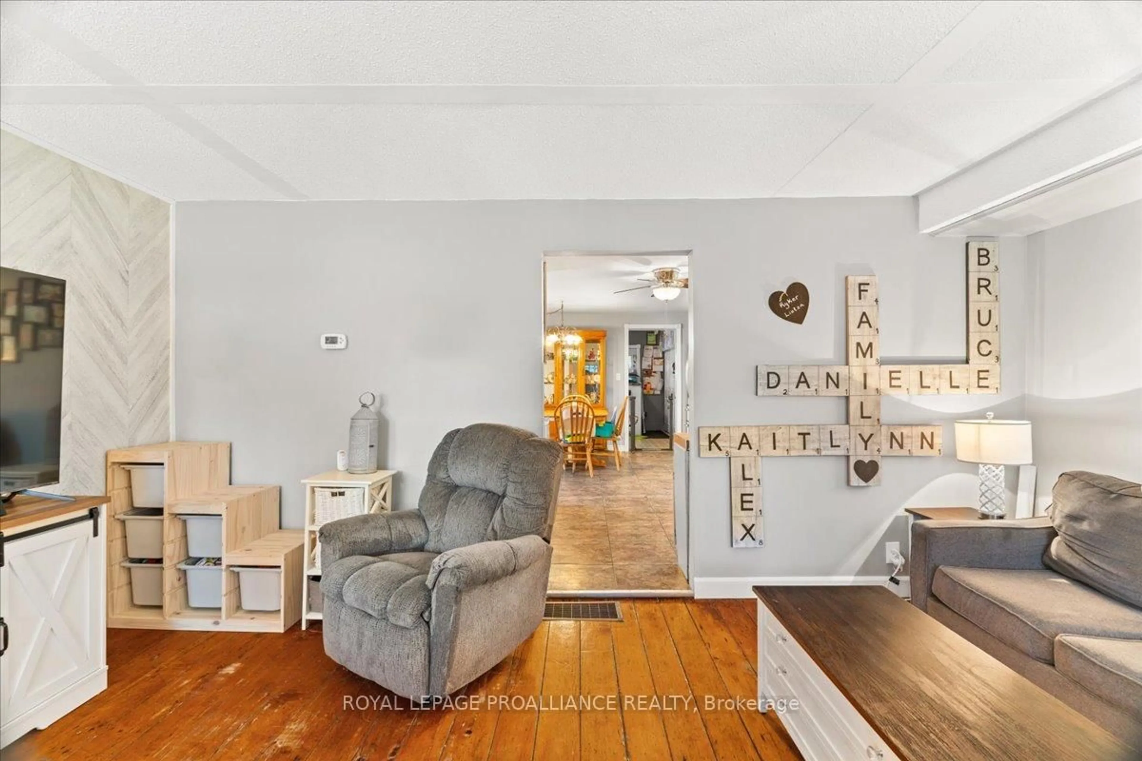 Living room with furniture, floor is not visible for 111 Davis St, Quinte West Ontario K8V 5Z3