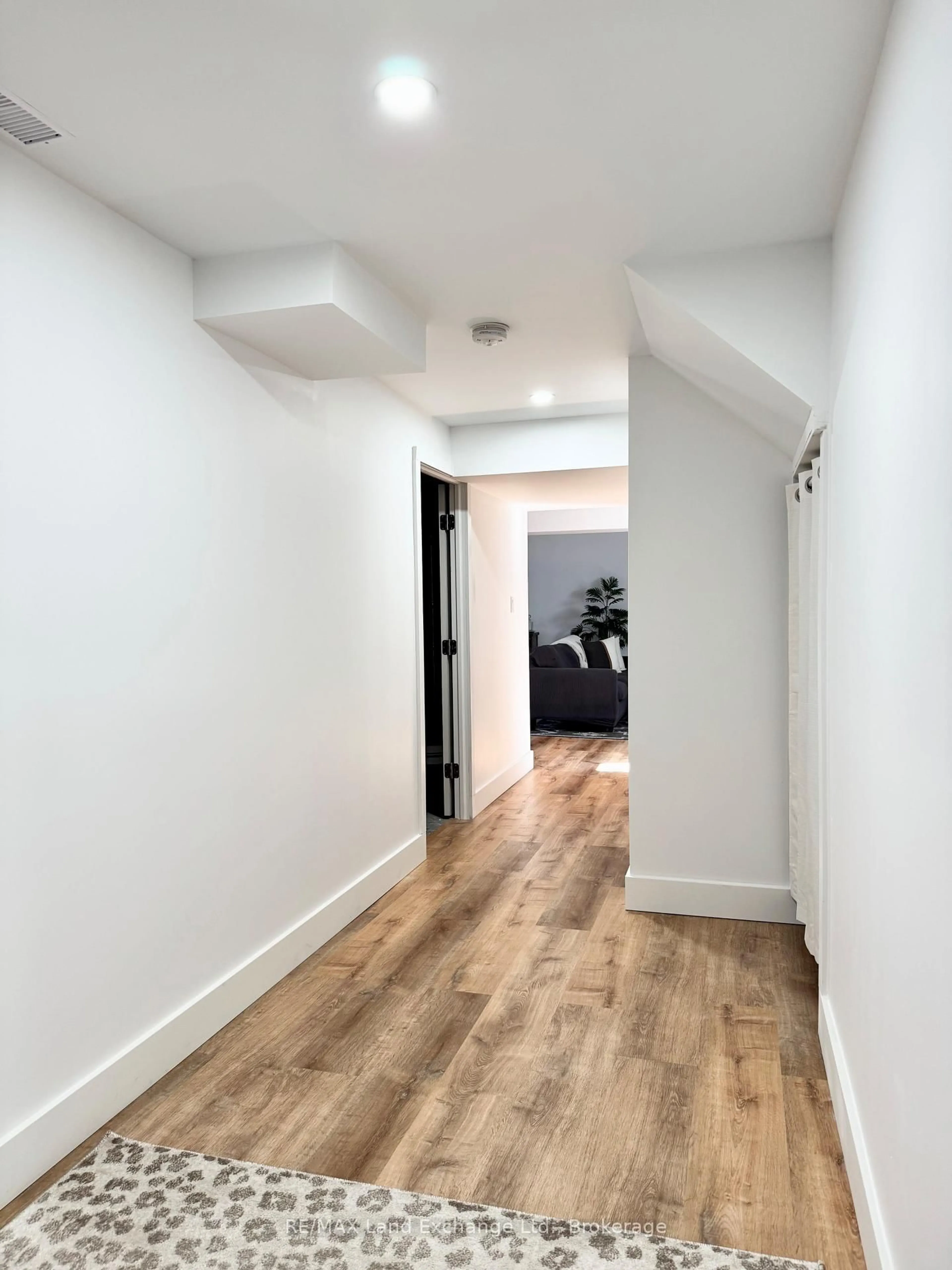 A pic of a room for 451 Joseph St, Saugeen Shores Ontario N0H 2C2
