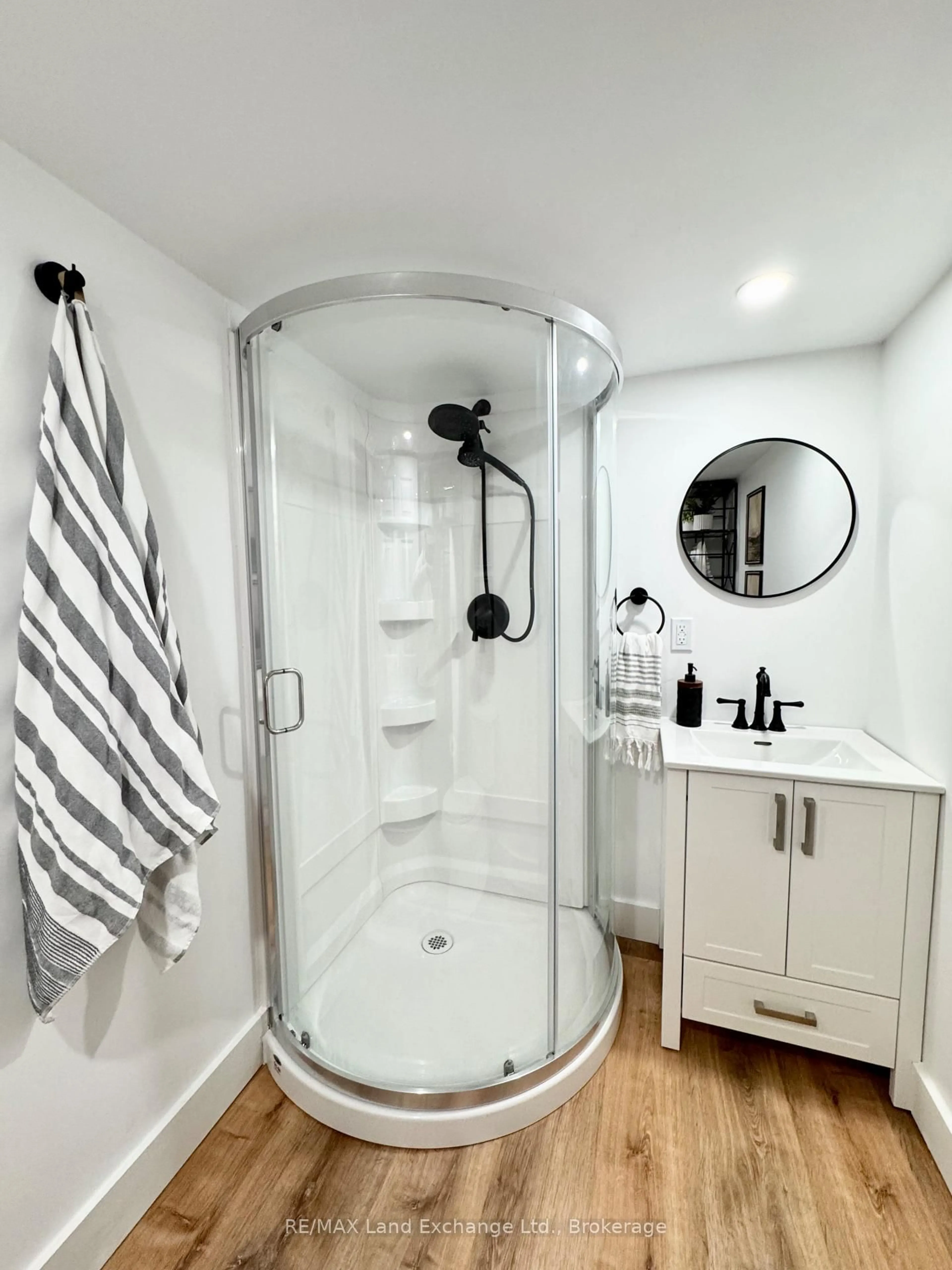Contemporary bathroom, ceramic/tile floor for 451 Joseph St, Saugeen Shores Ontario N0H 2C2