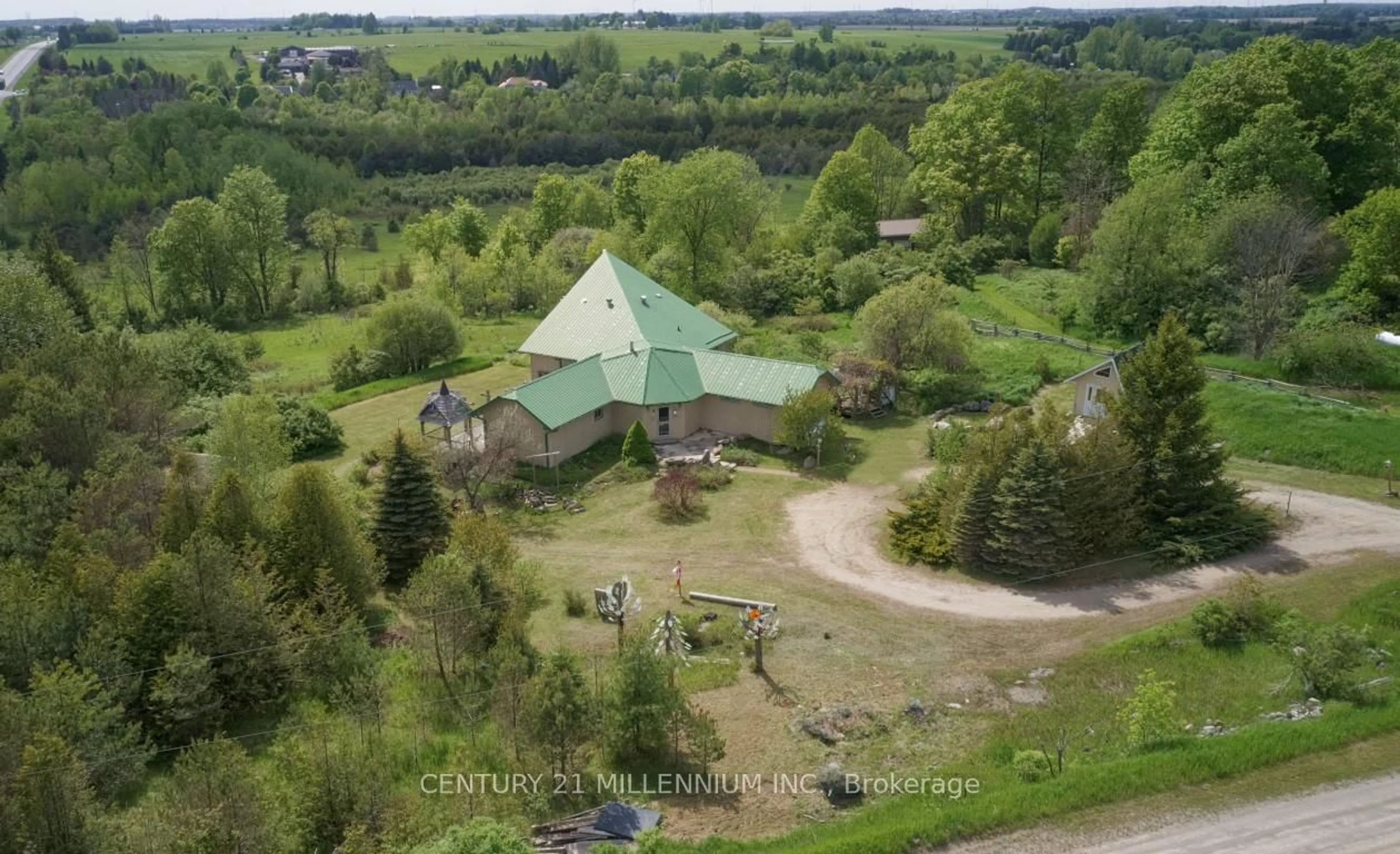 A pic from outside/outdoor area/front of a property/back of a property/a pic from drone, forest/trees view for 23 Grand View Rd, Amaranth Ontario L9W 5L9