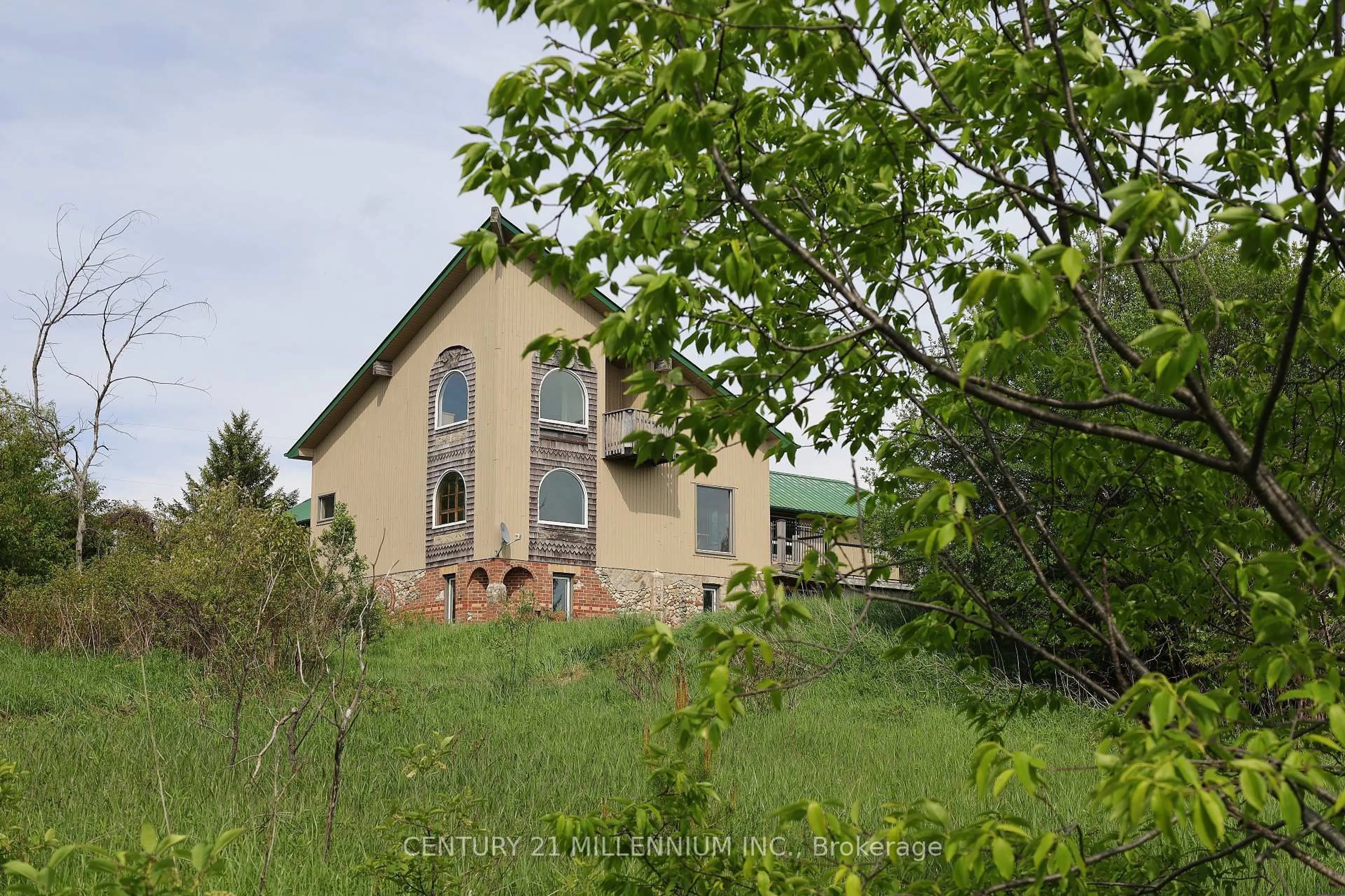 Unknown for 23 Grand View Rd, Amaranth Ontario L9W 5L9