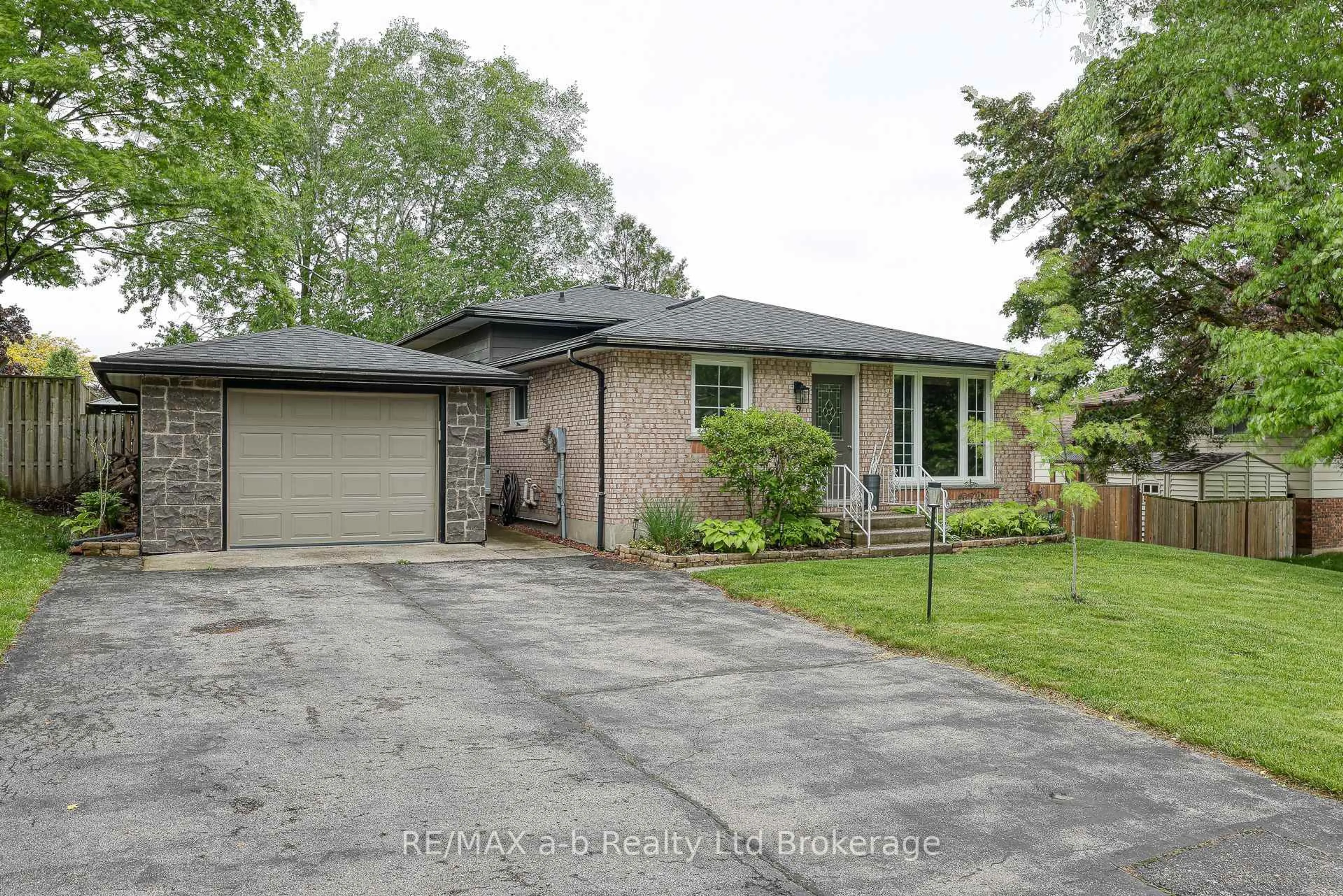 Home with brick exterior material, street for 9 Grenville St, Ingersoll Ontario N5C 3N4