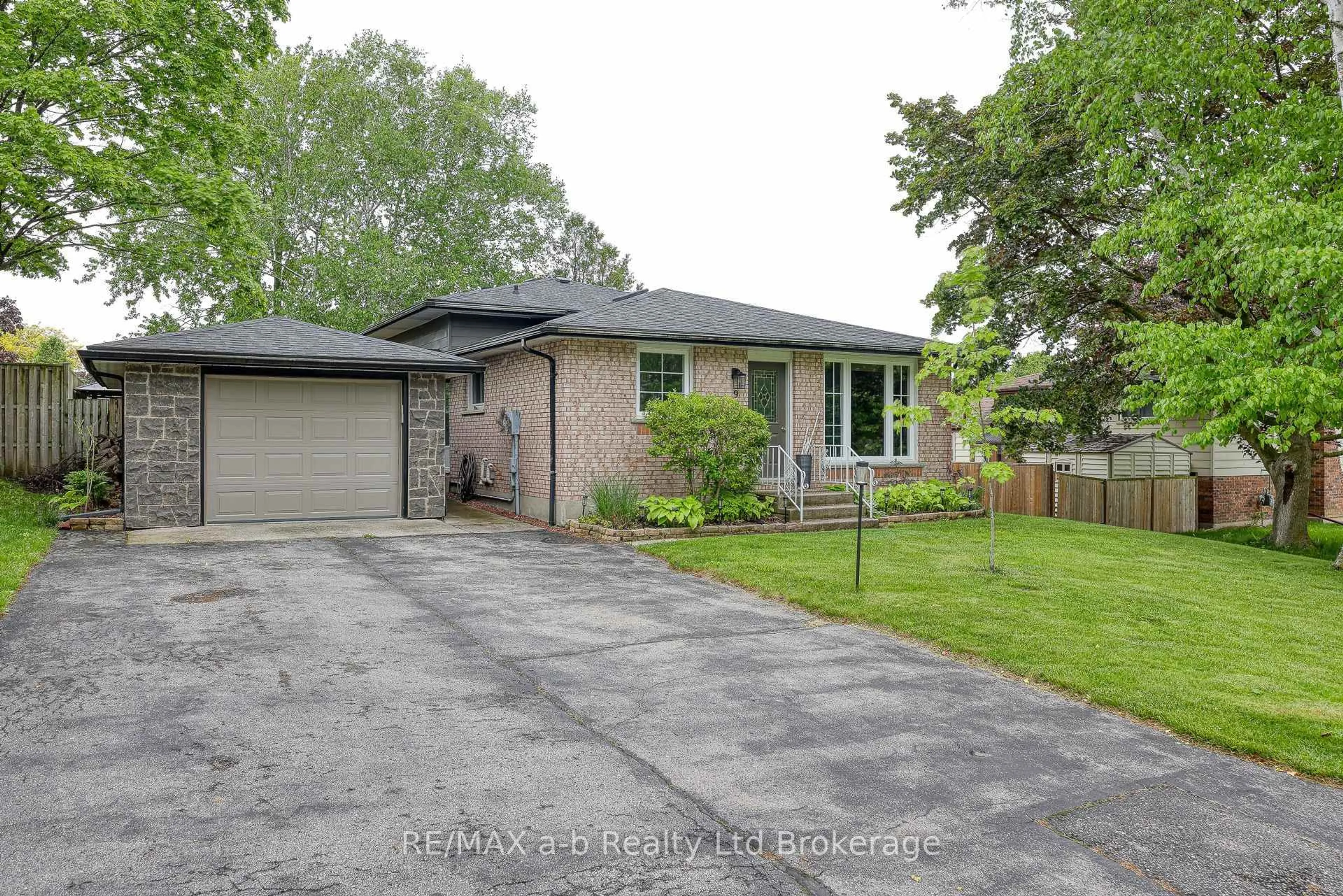 Home with brick exterior material, street for 9 Grenville St, Ingersoll Ontario N5C 3N4