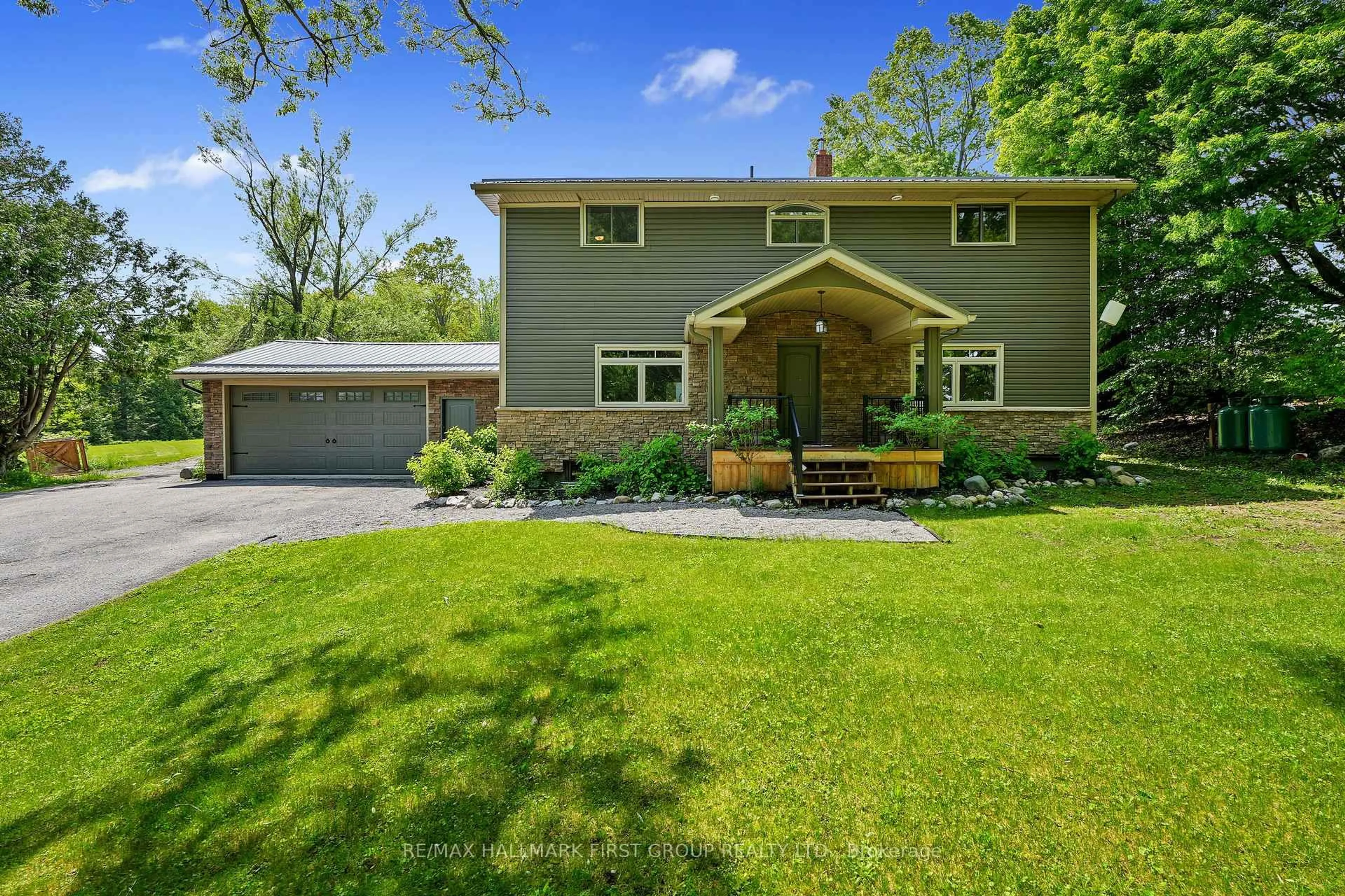 Home with vinyl exterior material, street for 638 Eddystone Rd, Alnwick/Haldimand Ontario K0K 2G0