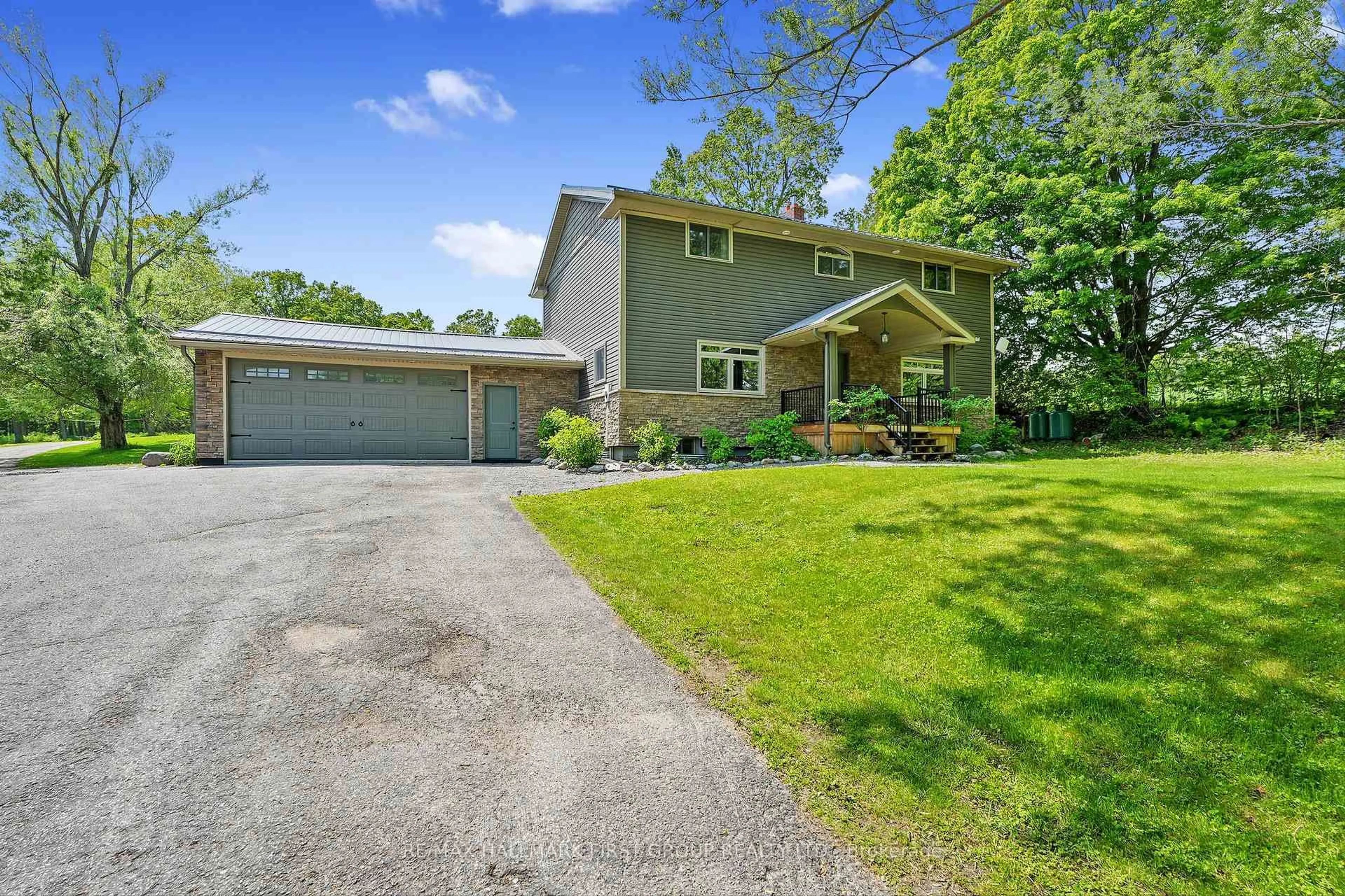 A pic from outside/outdoor area/front of a property/back of a property/a pic from drone, street for 638 Eddystone Rd, Alnwick/Haldimand Ontario K0K 2G0