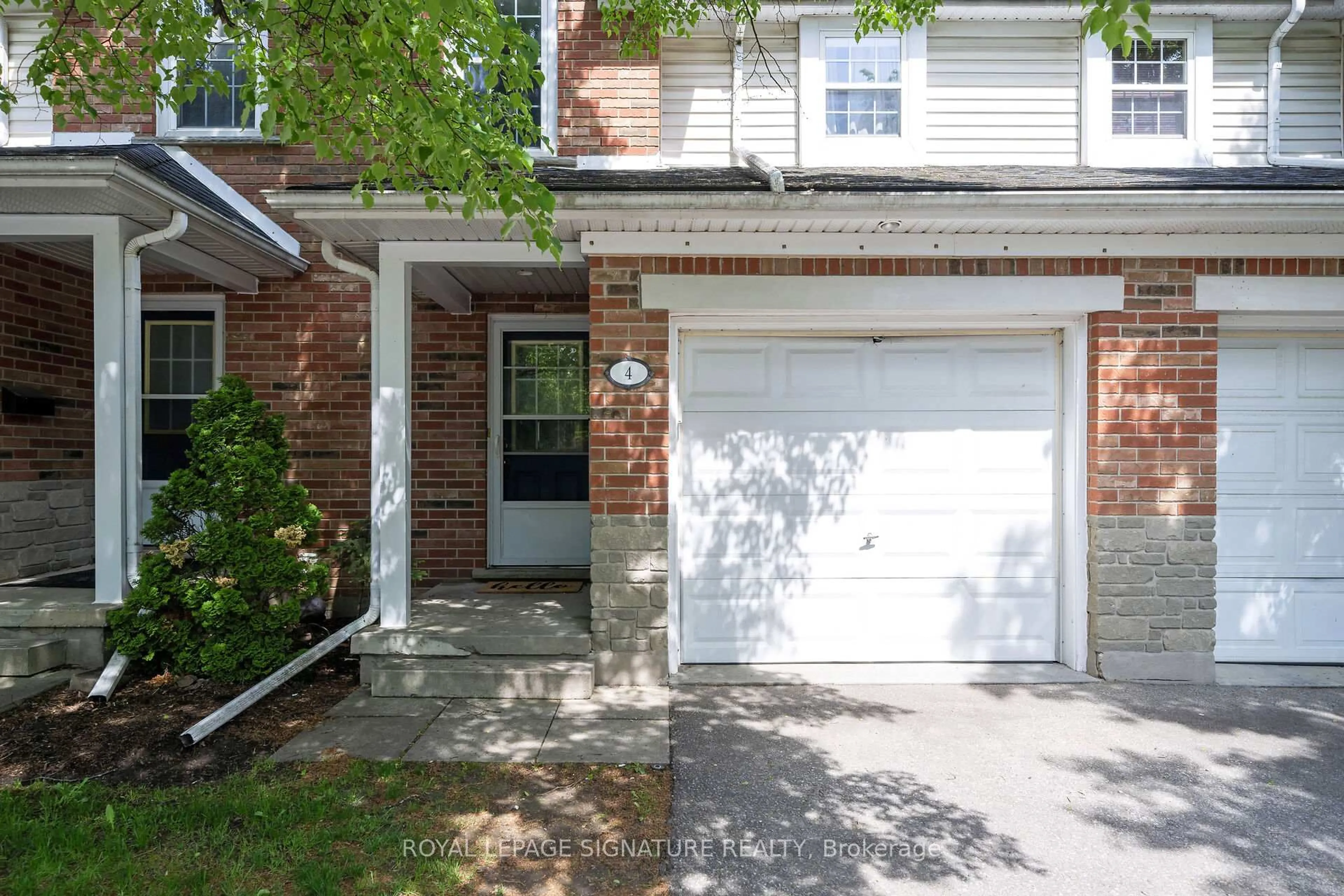 Unknown for 1055 Gordon St #4, Guelph Ontario N1G 4X9