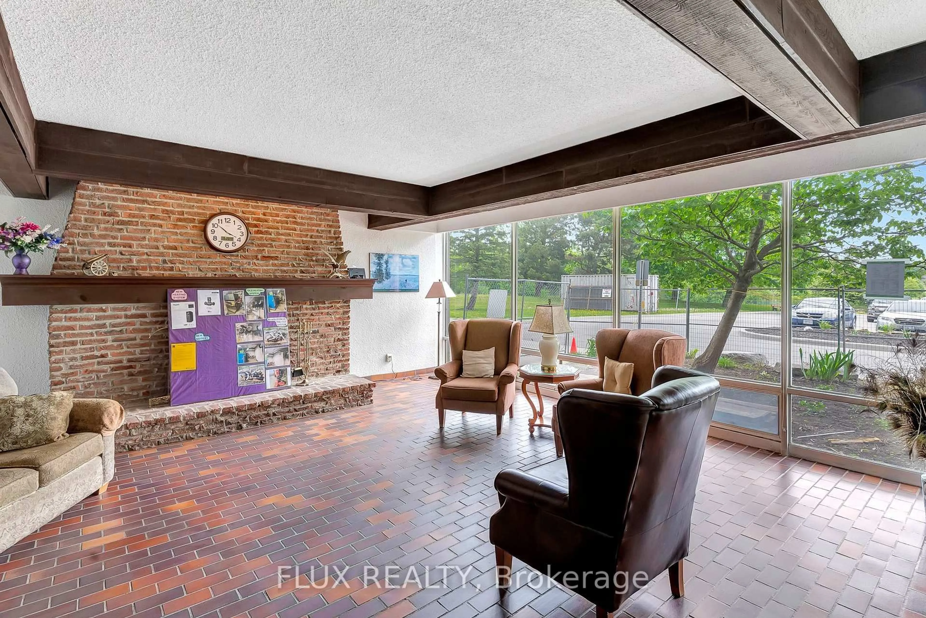 Lobby for 225 Harvard Pl #712, Waterloo Ontario N2J 4H4