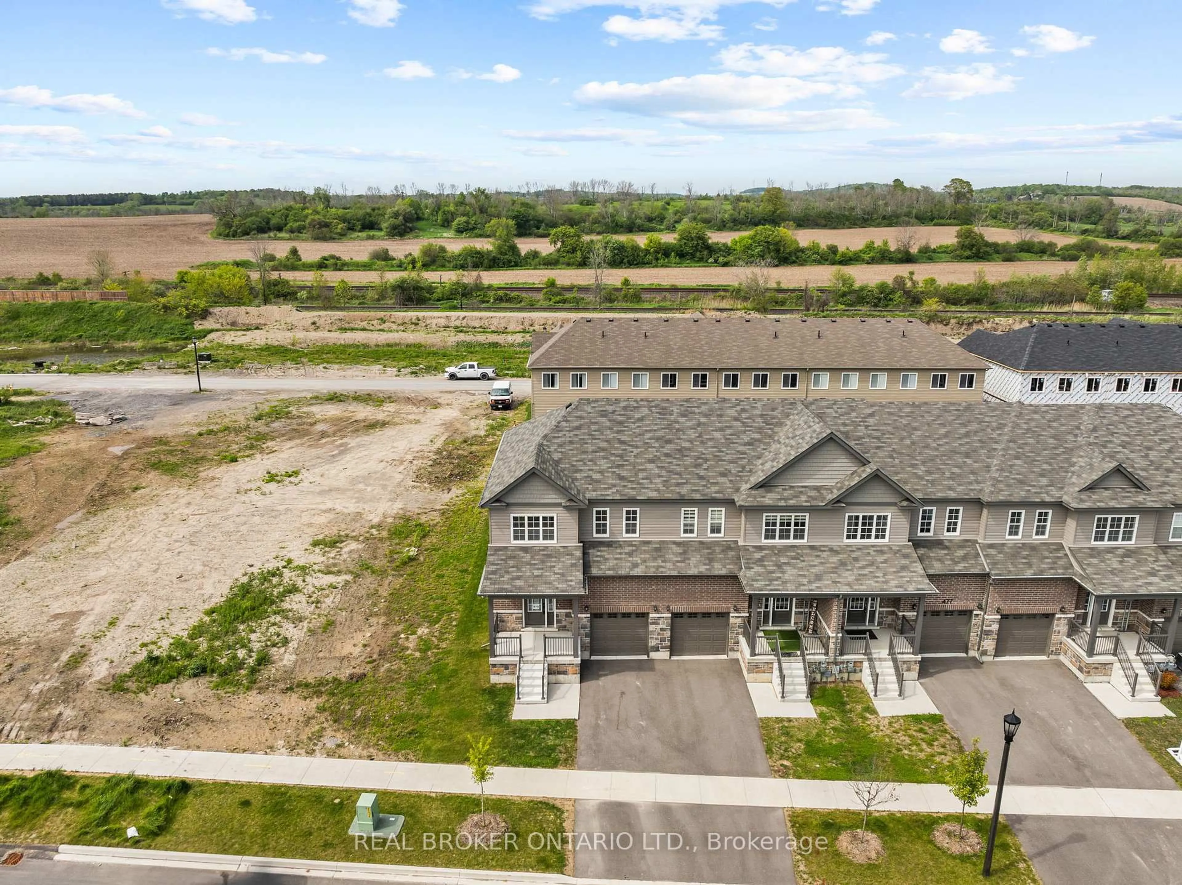 A pic from outside/outdoor area/front of a property/back of a property/a pic from drone, unknown for 473 Hayward St, Cobourg Ontario K9A 3N5