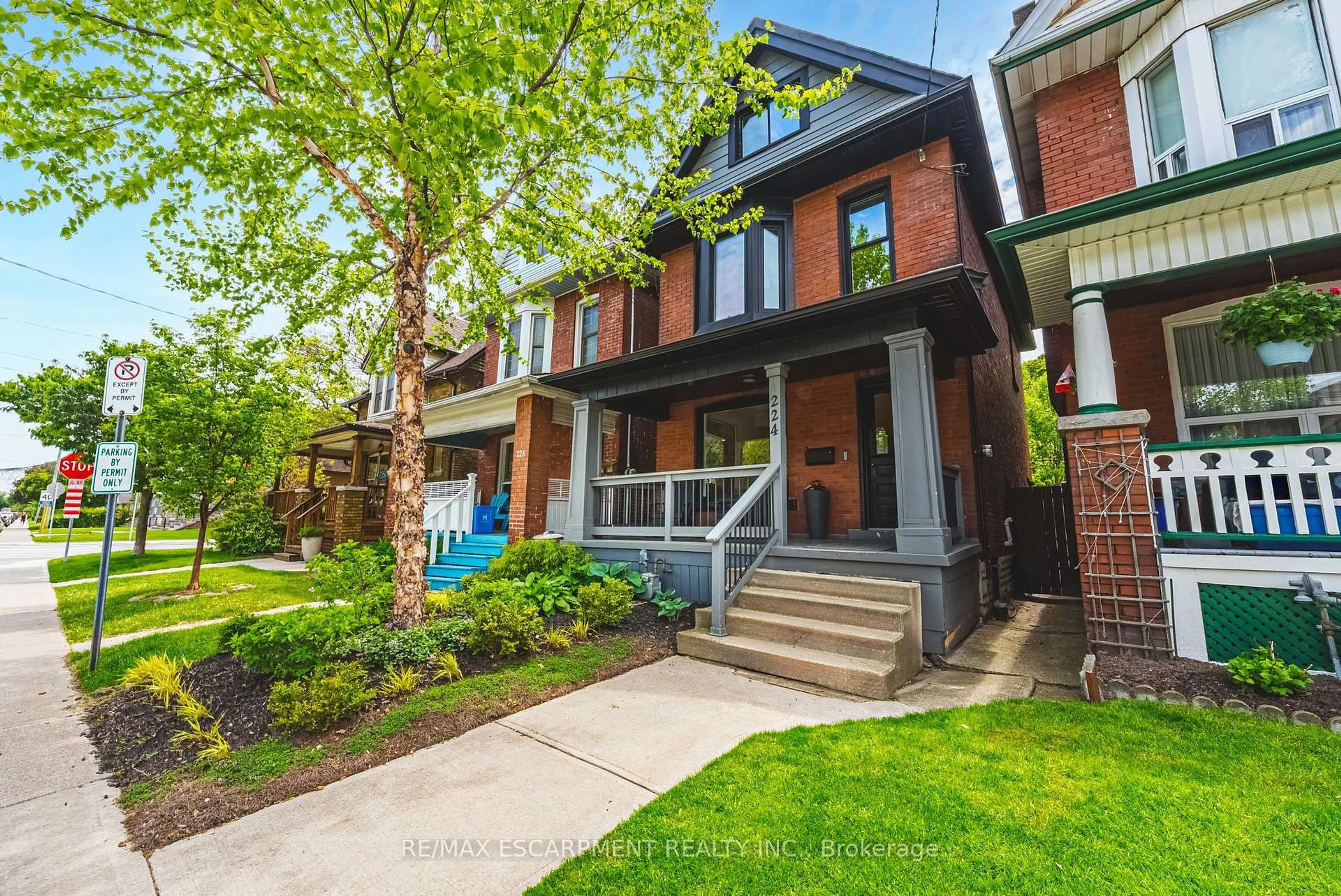 Home with brick exterior material, street for 224 Cumberland Ave, Hamilton Ontario L8M 1Z7