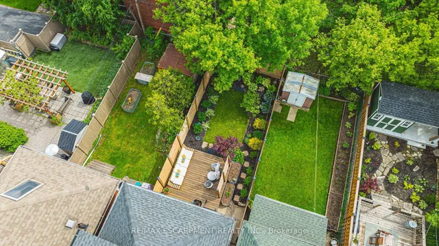 Additional property image - 224 Cumberland Ave