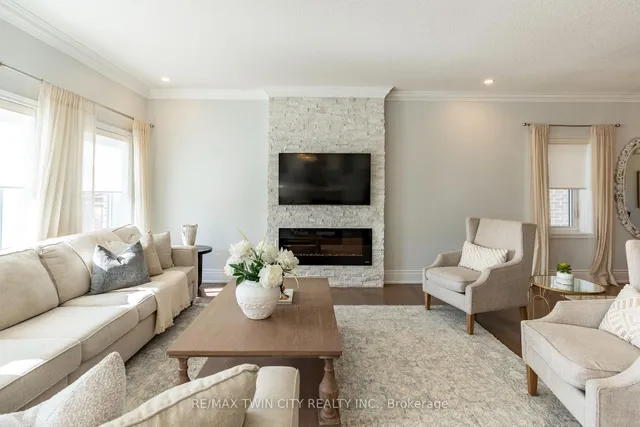 Additional property image - 565 Florencedale Cres
