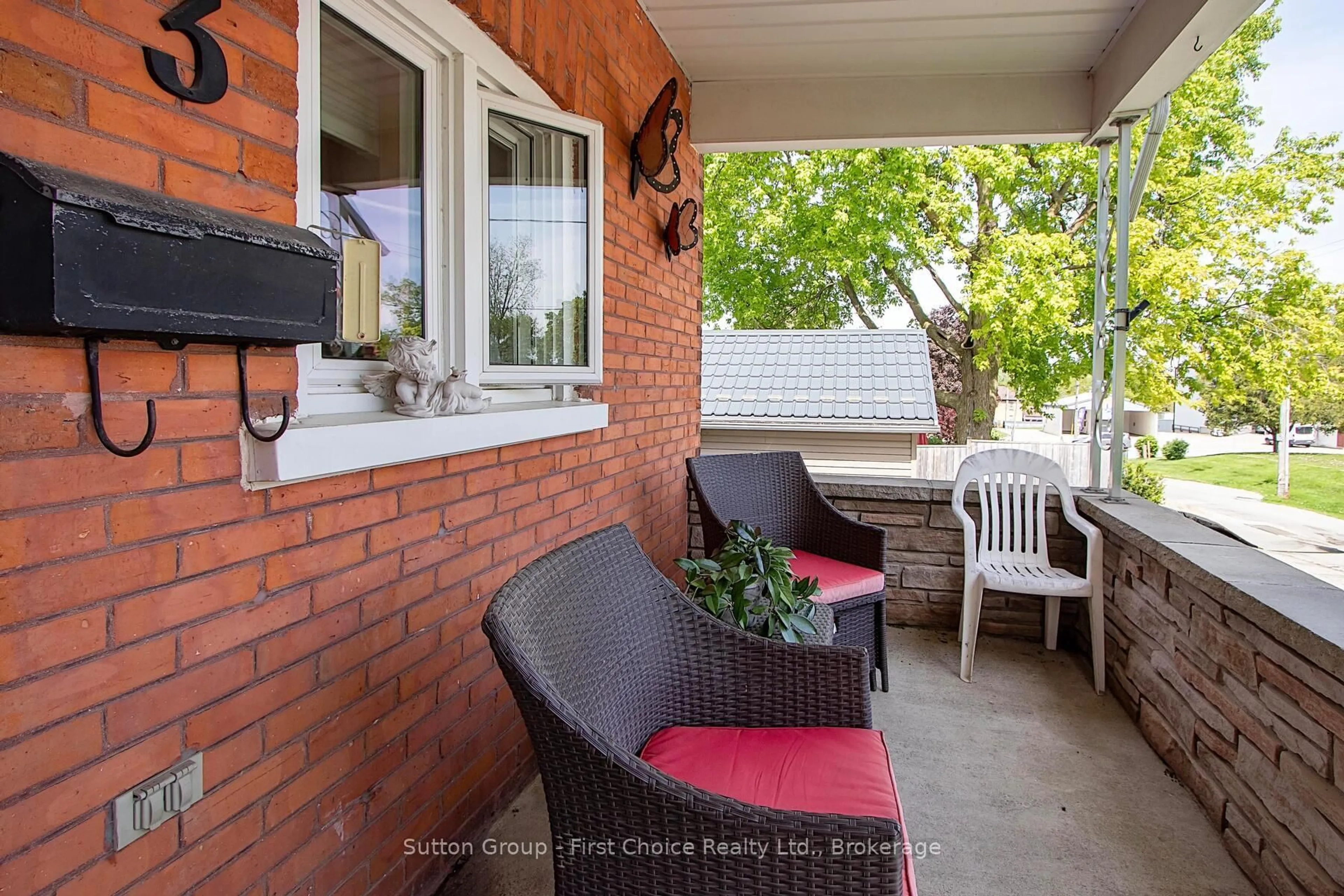 Patio, street for 3 Pugh St, Perth East Ontario N0K 1M0