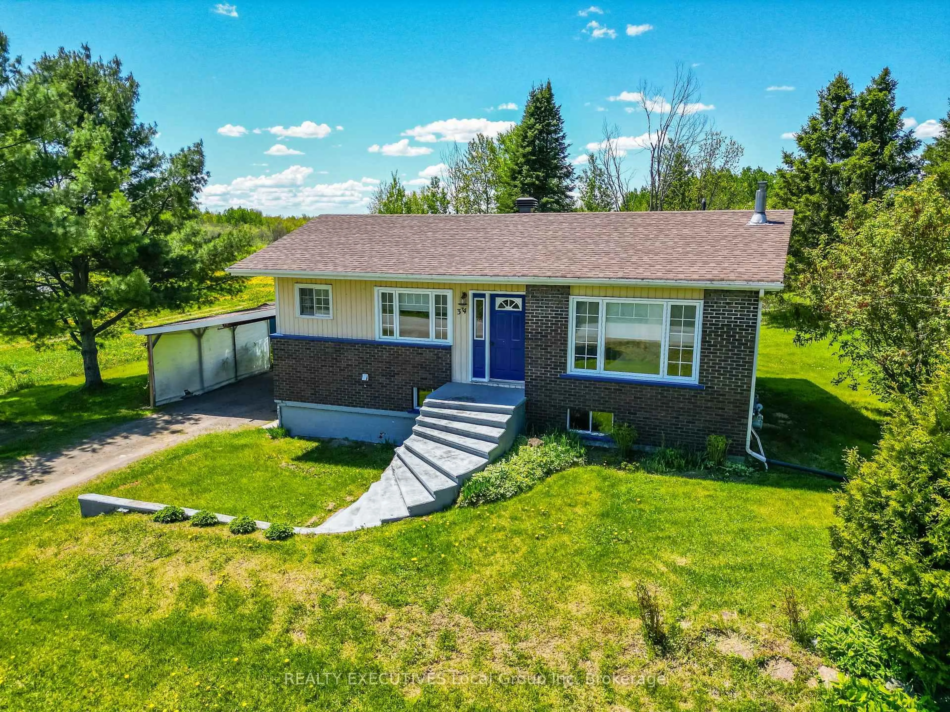 A pic from outside/outdoor area/front of a property/back of a property/a pic from drone, unknown for 34 RITCHIE Rd, West Nipissing Ontario P0H 1G0