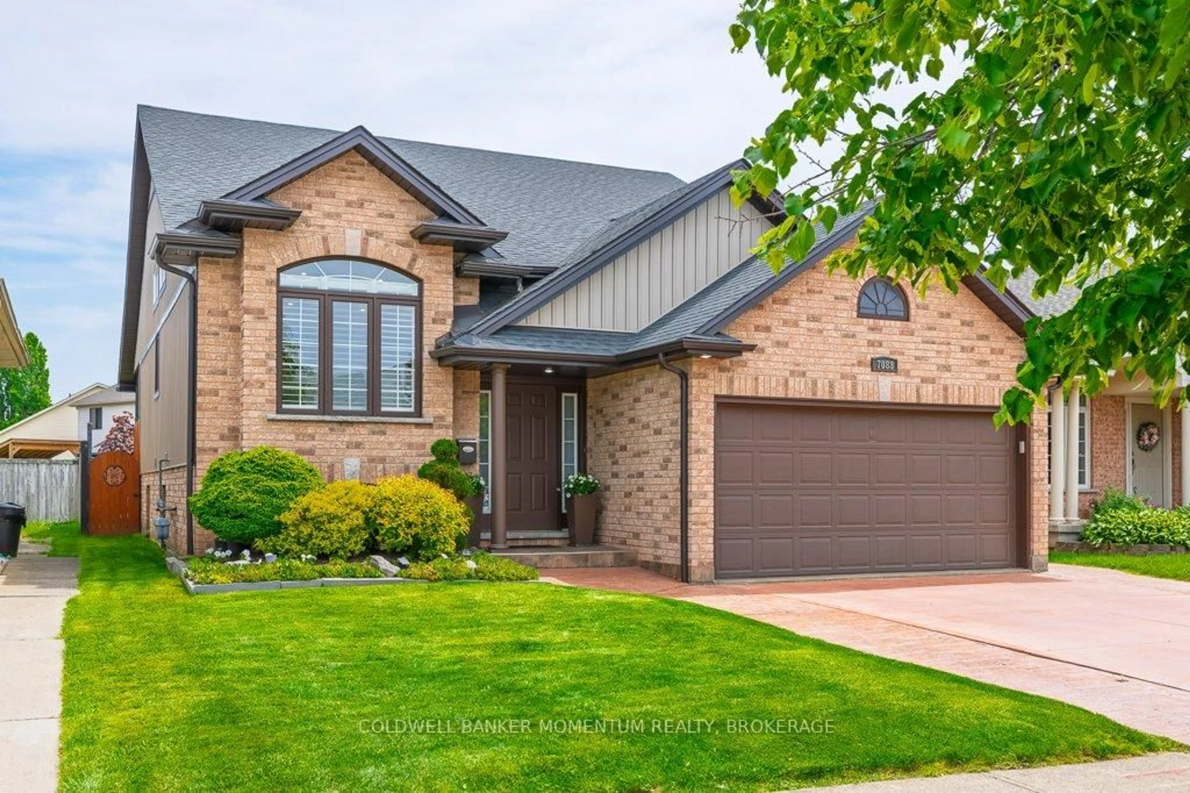 Home with brick exterior material, street for 7088 Parkside Rd, Niagara Falls Ontario L2H 3L6