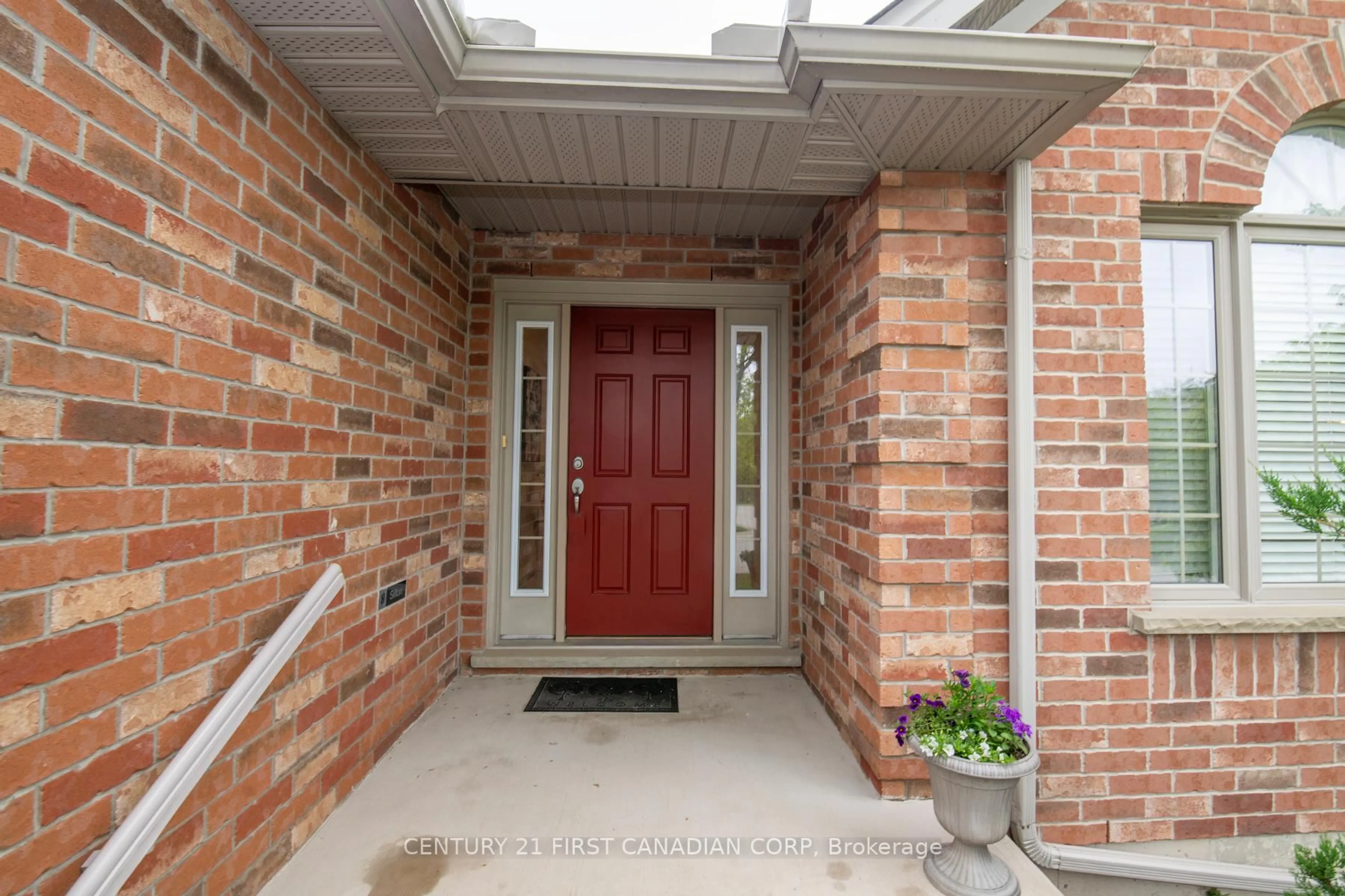 Indoor entryway for 1502 Warbler Woods Walk #26, London South Ontario N6K 0A7