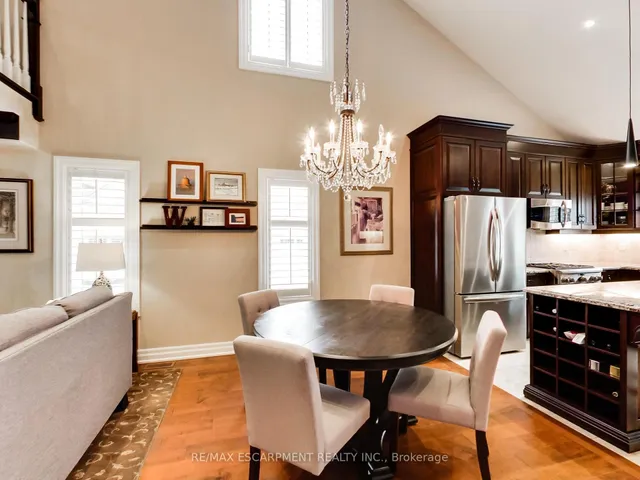 Additional property image - 89 Toulon Ave