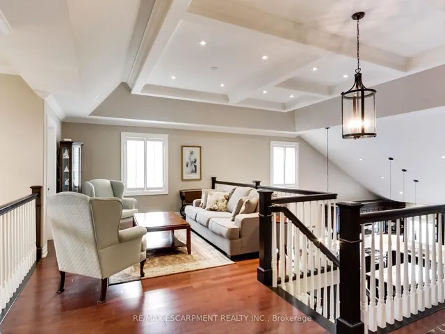 Additional property image - 89 Toulon Ave