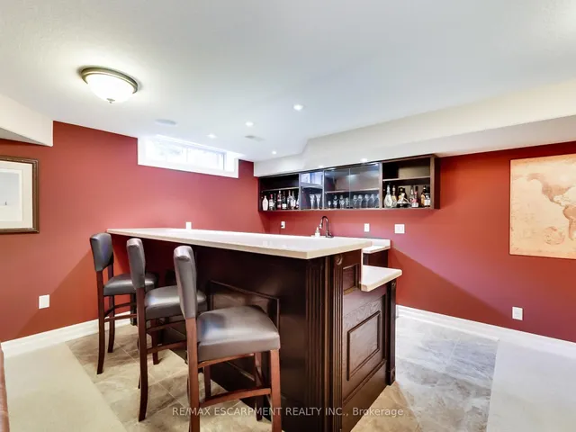 Additional property image - 89 Toulon Ave