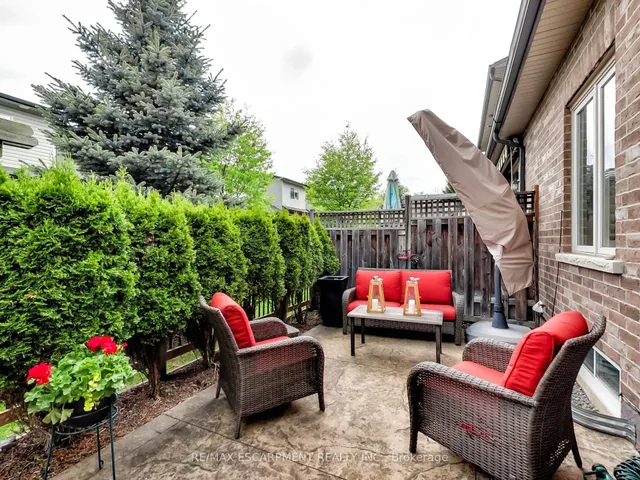 Additional property image - 89 Toulon Ave