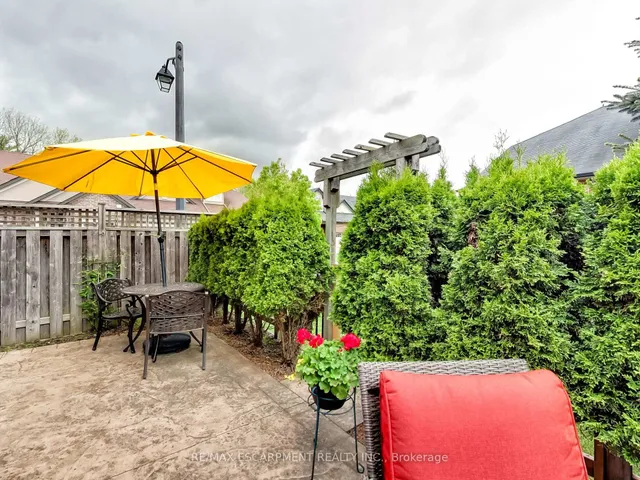 Additional property image - 89 Toulon Ave