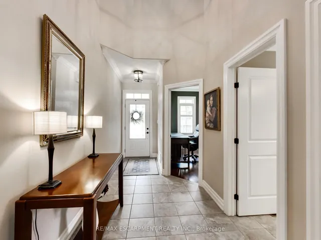 Additional property image - 89 Toulon Ave