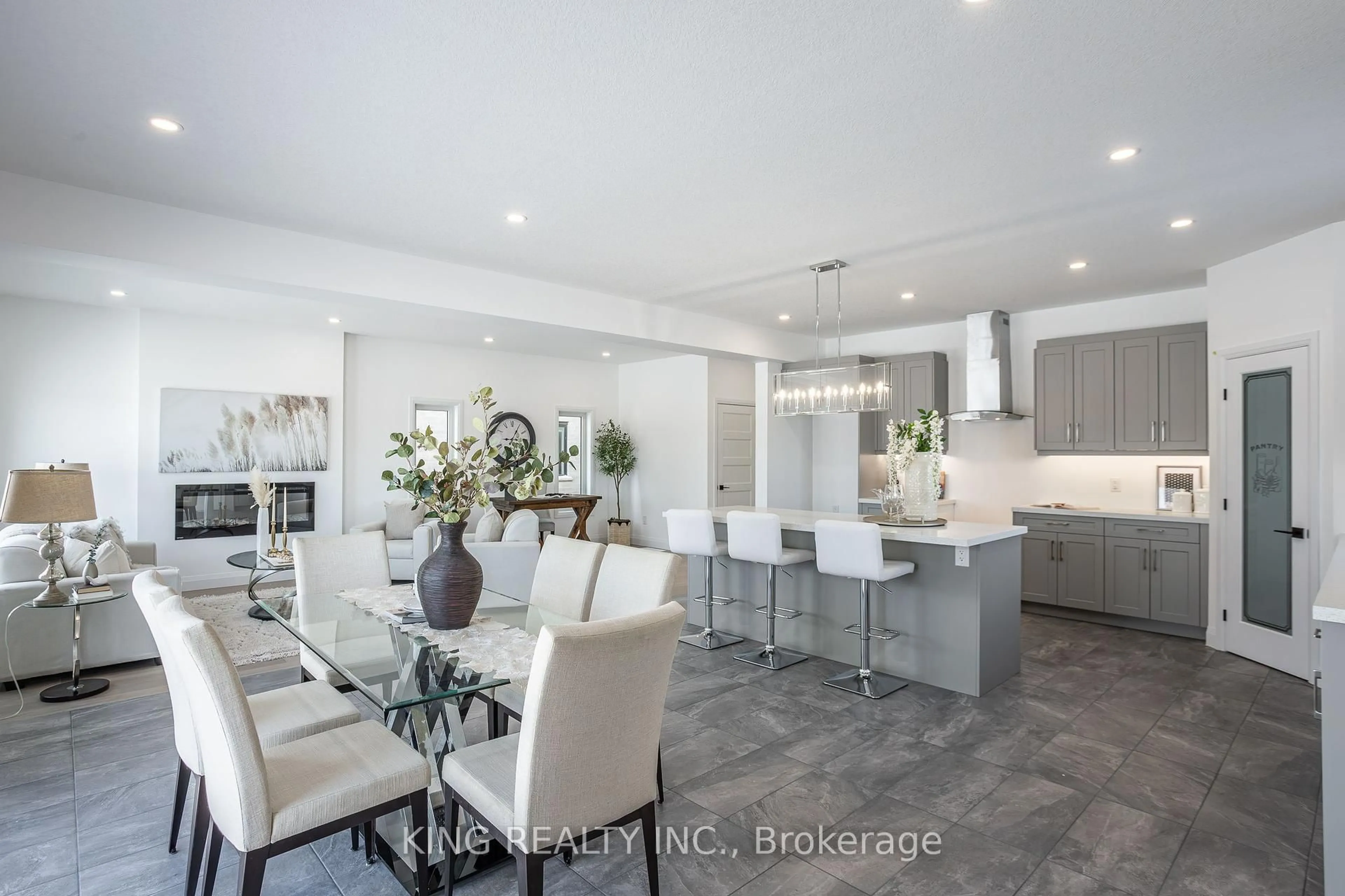 Open concept kitchen, ceramic/tile floor for 1320 Honeywood Dr, London South Ontario N6M 0M1