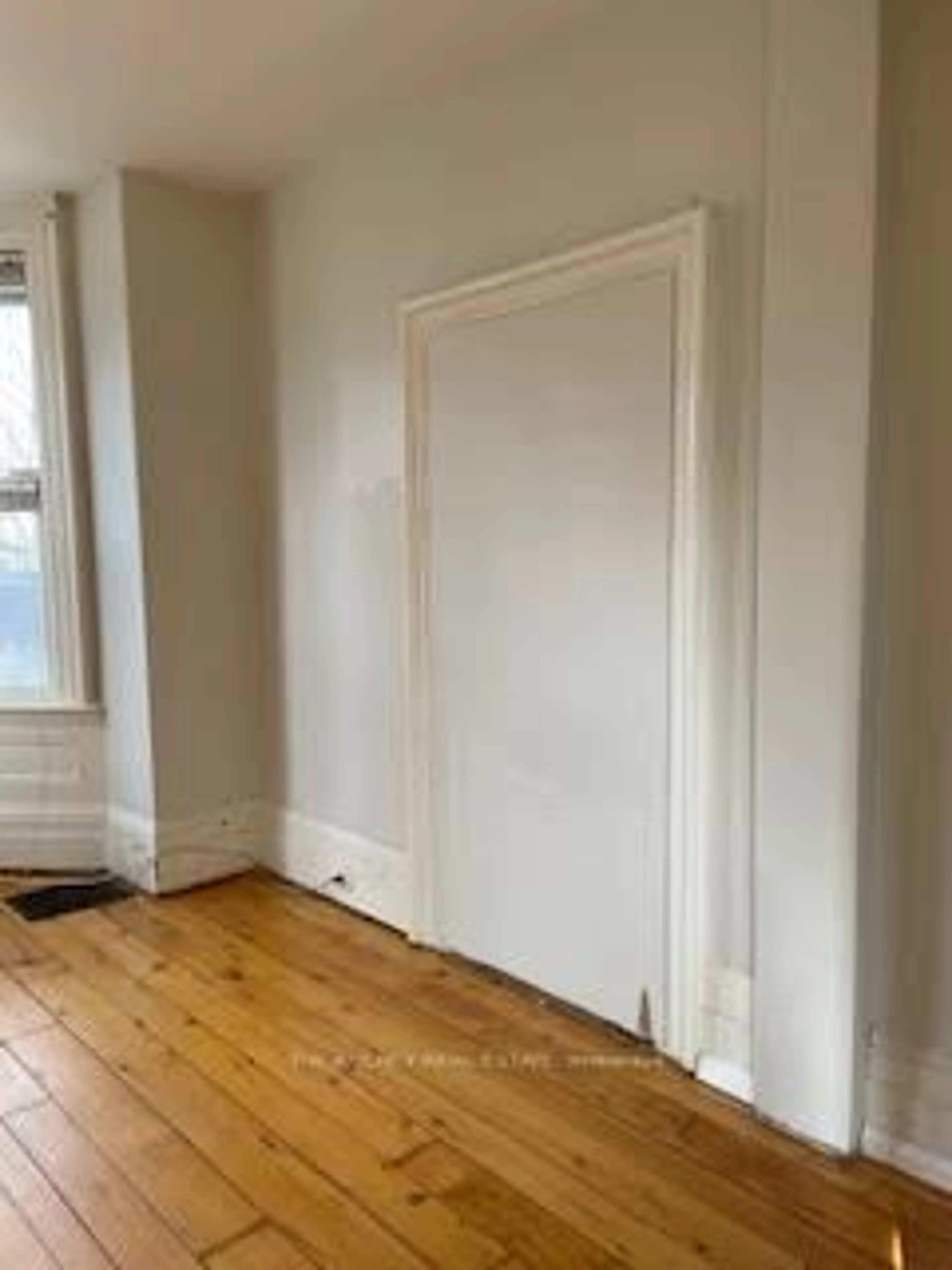 A pic of a room for 207 Nile St #205, Stratford Ontario N5A 4E7