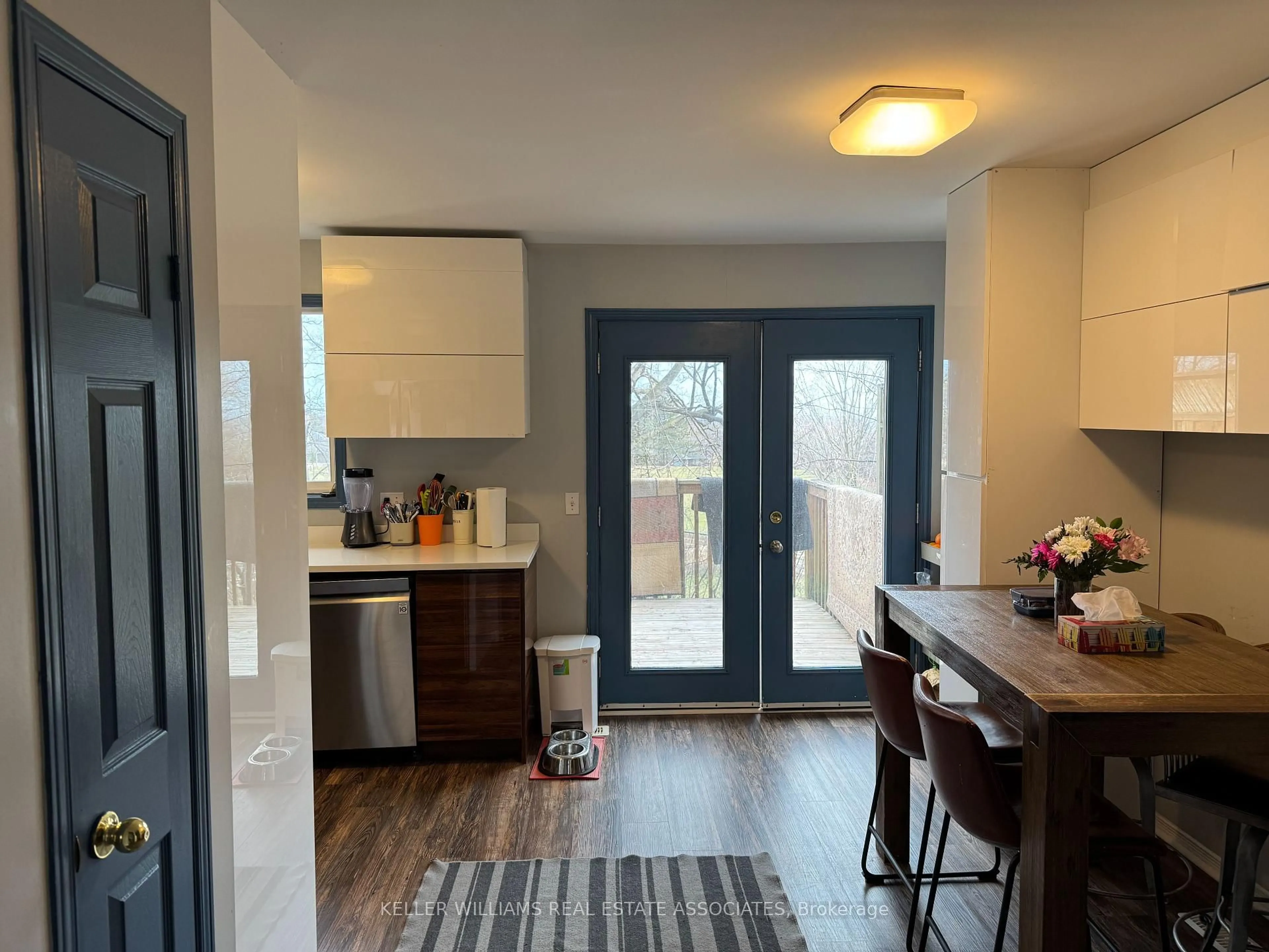 Open concept kitchen, wood/laminate floor for 235 Saginaw Pkwy #67, Cambridge Ontario N1T 1X4