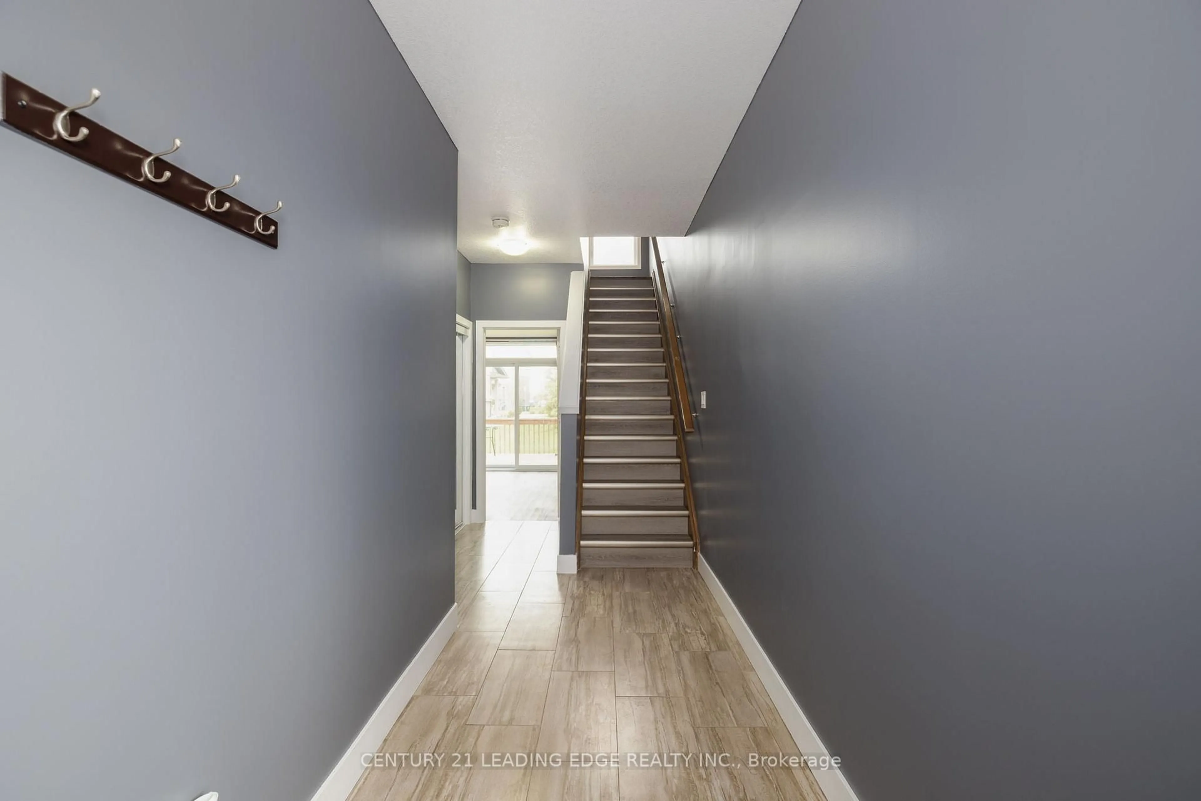 Unknown for 2080 Meadowgate Blvd, London South Ontario N6M 1K1