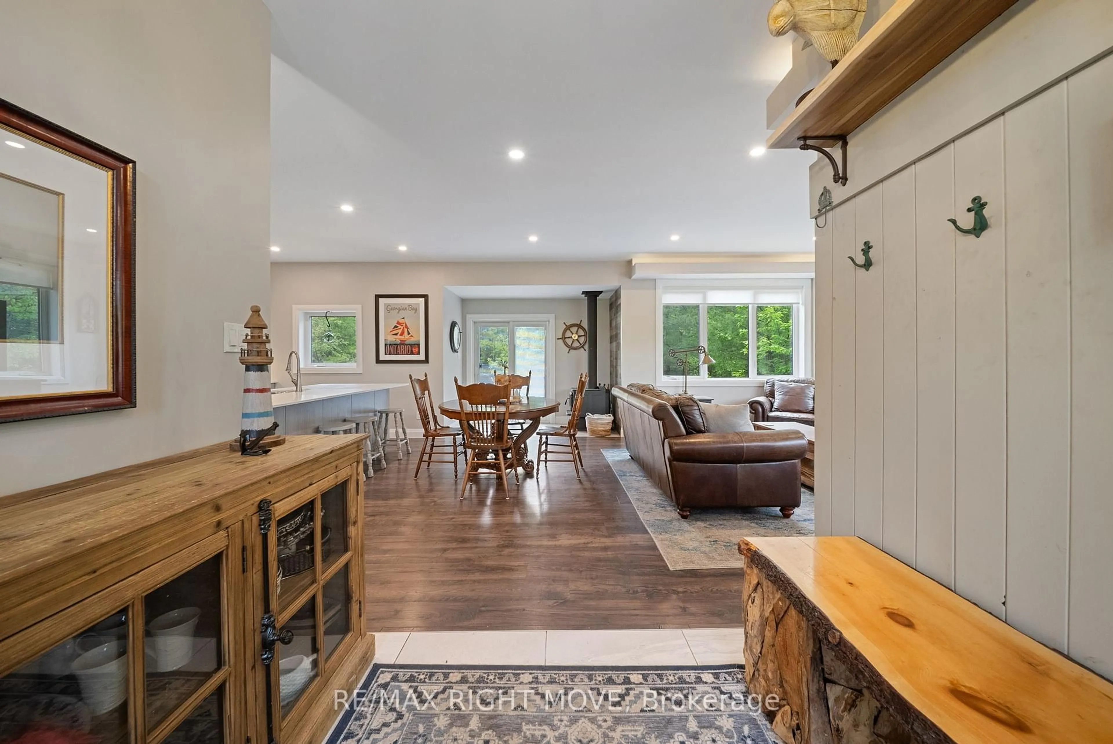 Unknown for 1432 Honey Harbour Rd, Georgian Bay Ontario L0K 1S0