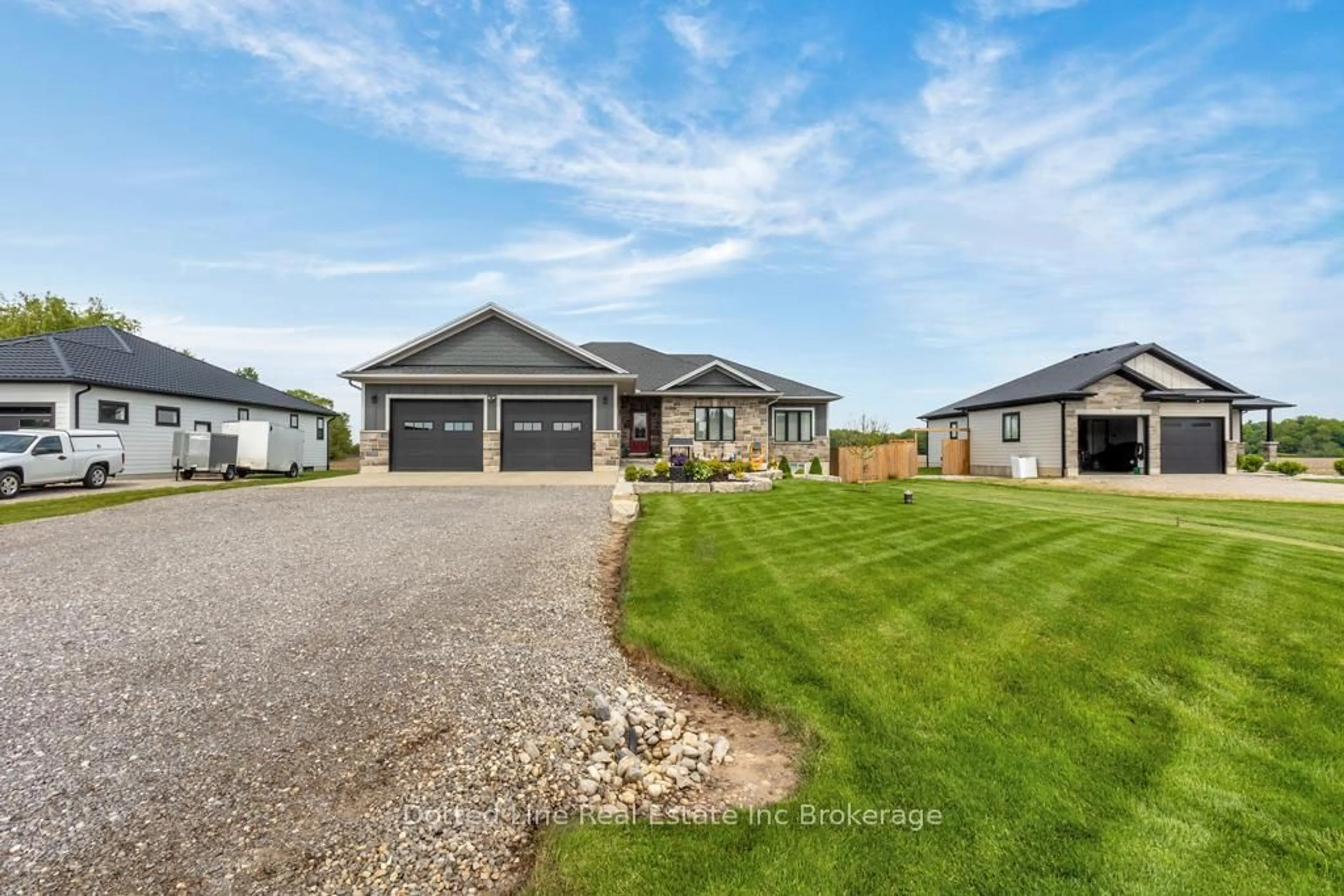 A pic from outside/outdoor area/front of a property/back of a property/a pic from drone, unknown for 11721 Plank Rd, Bayham Ontario N0J 1H0